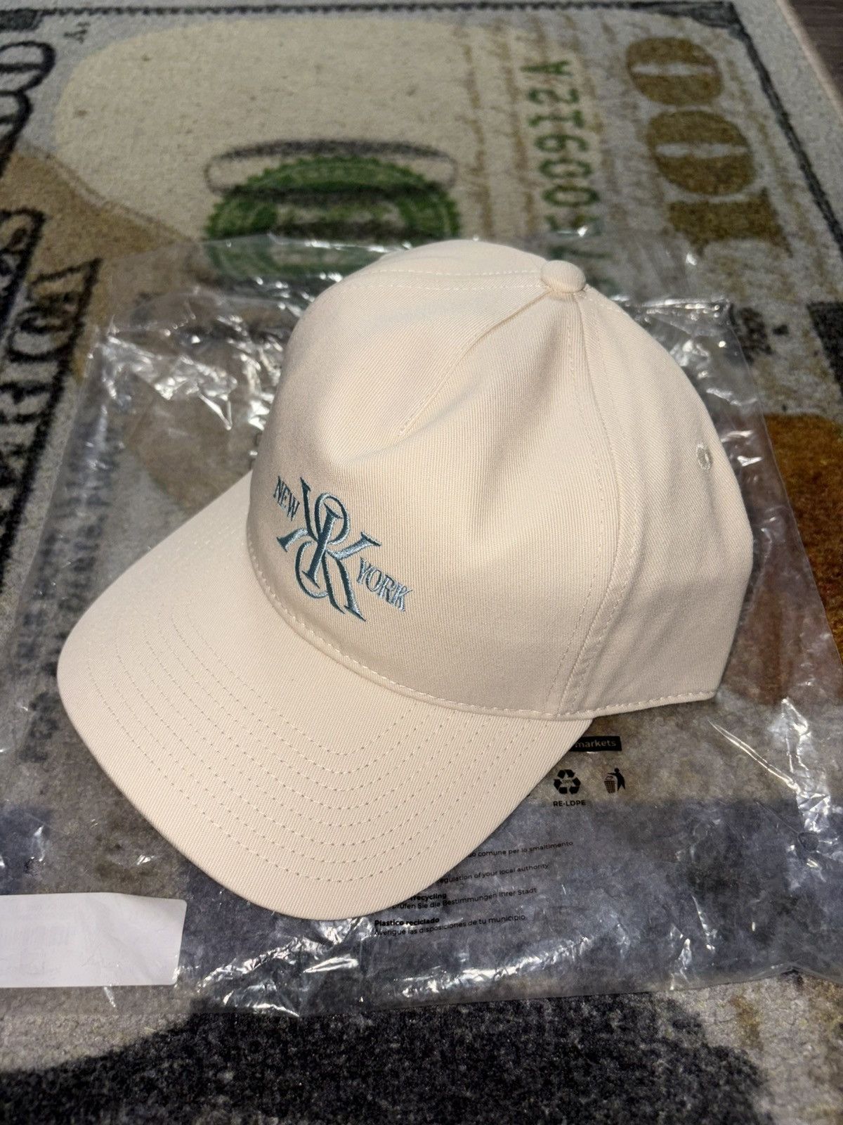 Kith Kith and Kin New York Twill Bay Low Pinch Crown Hat Size ONE SIZE - 1 Thumbnail