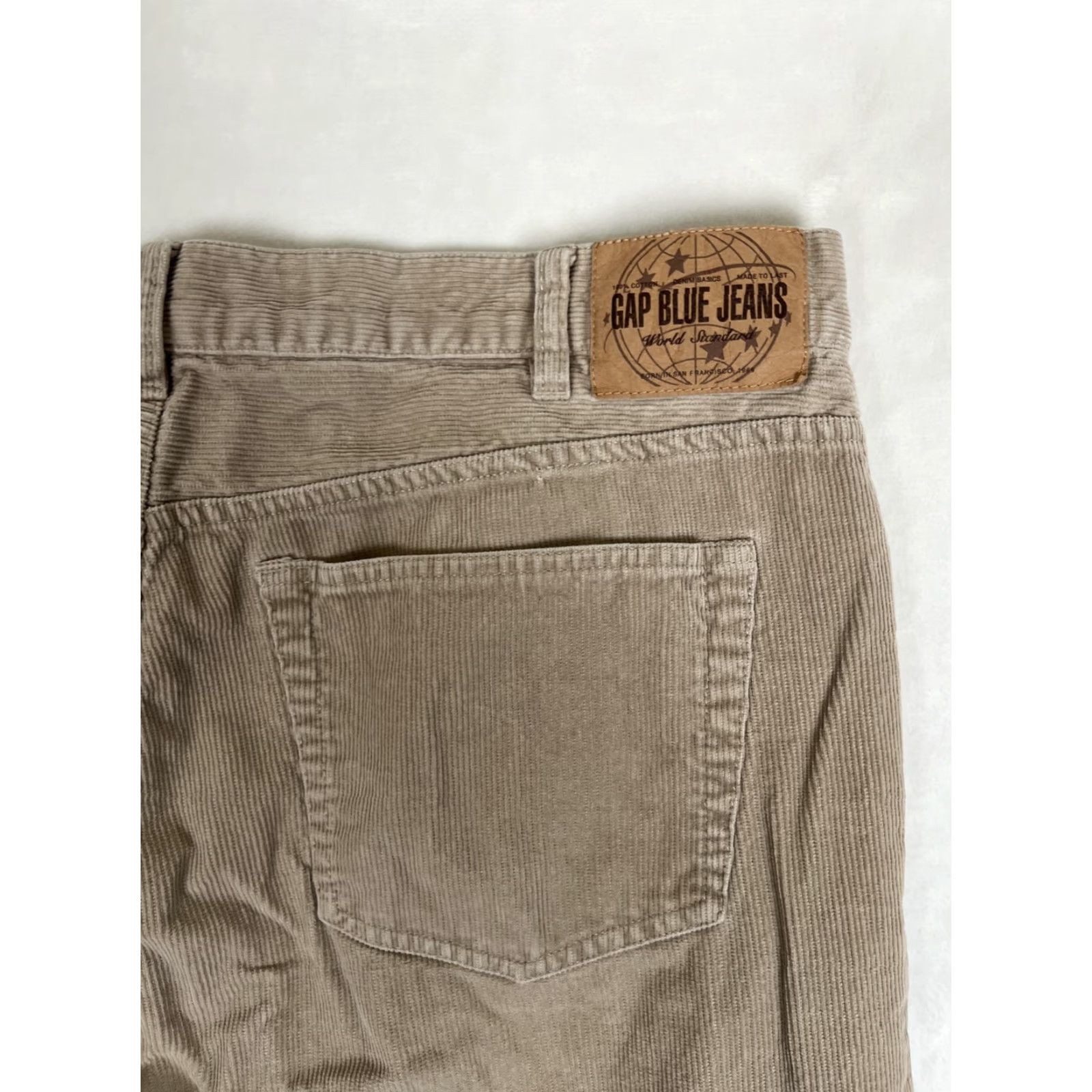 Gap VINTAGE Gap Corduroy Bootfit Bootcut Jeans Mens 34x30 Beige 1969 Gap Factory Regular 100% Cotton Zip Fly Men’s Pants Size US 34 / EU 50 - 6 Thumbnail