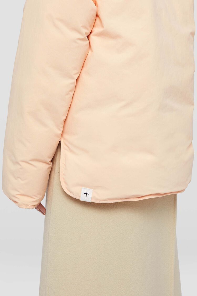 Jil Sander o1w1db10825 Down Jacket in Beige Size L / US 10 / IT 46 - 8 Thumbnail
