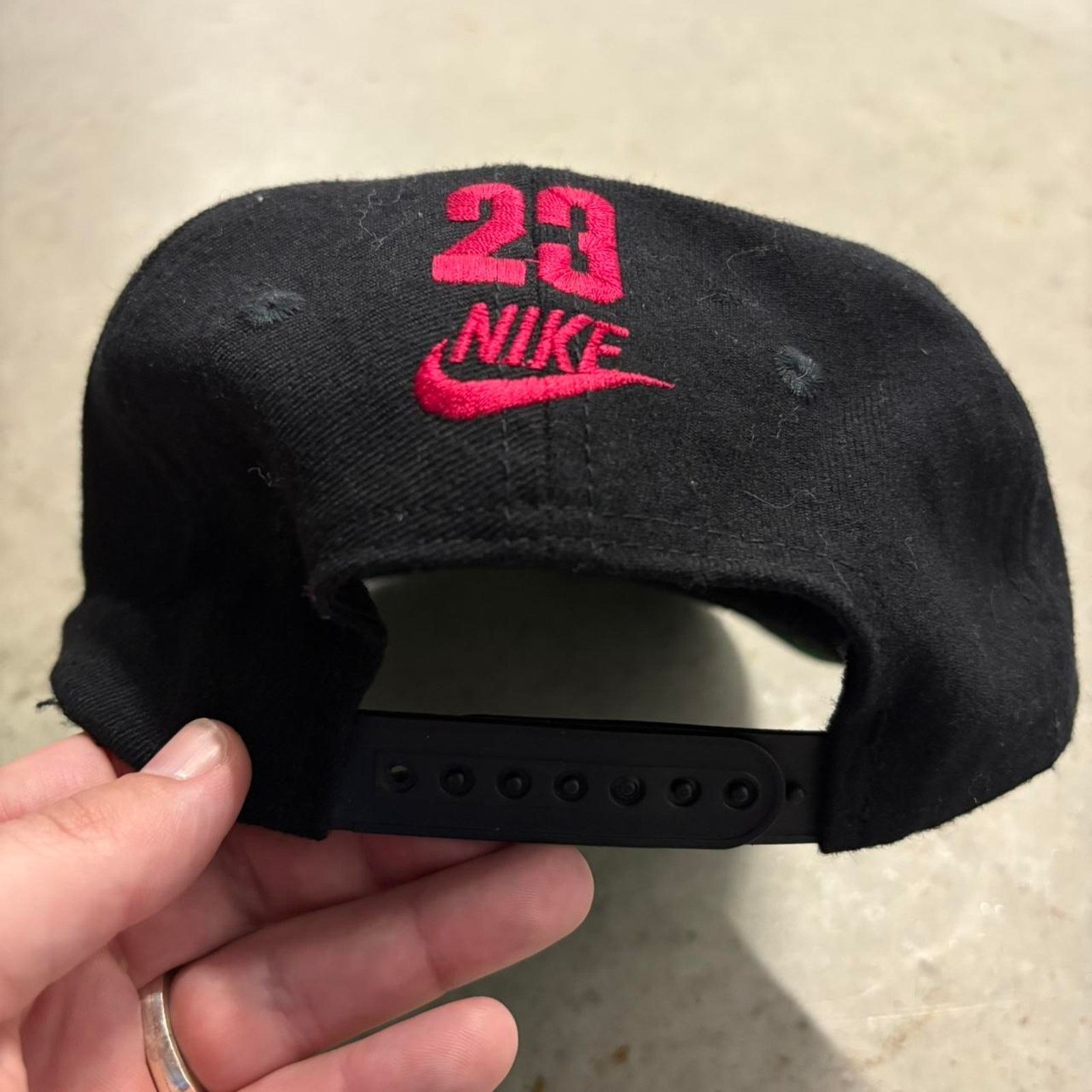 Jordan Brand × Nike × Vintage Crazy Vintage 90s Nike Air Jordan Embroidered Snapback Hat Size ONE SIZE - 4 Thumbnail