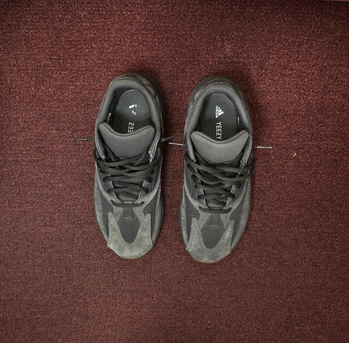 Yeezy Yeezy 700 ‘Utility Black’ 2023 Size US 10.5 / EU 43-44 - 3 Thumbnail