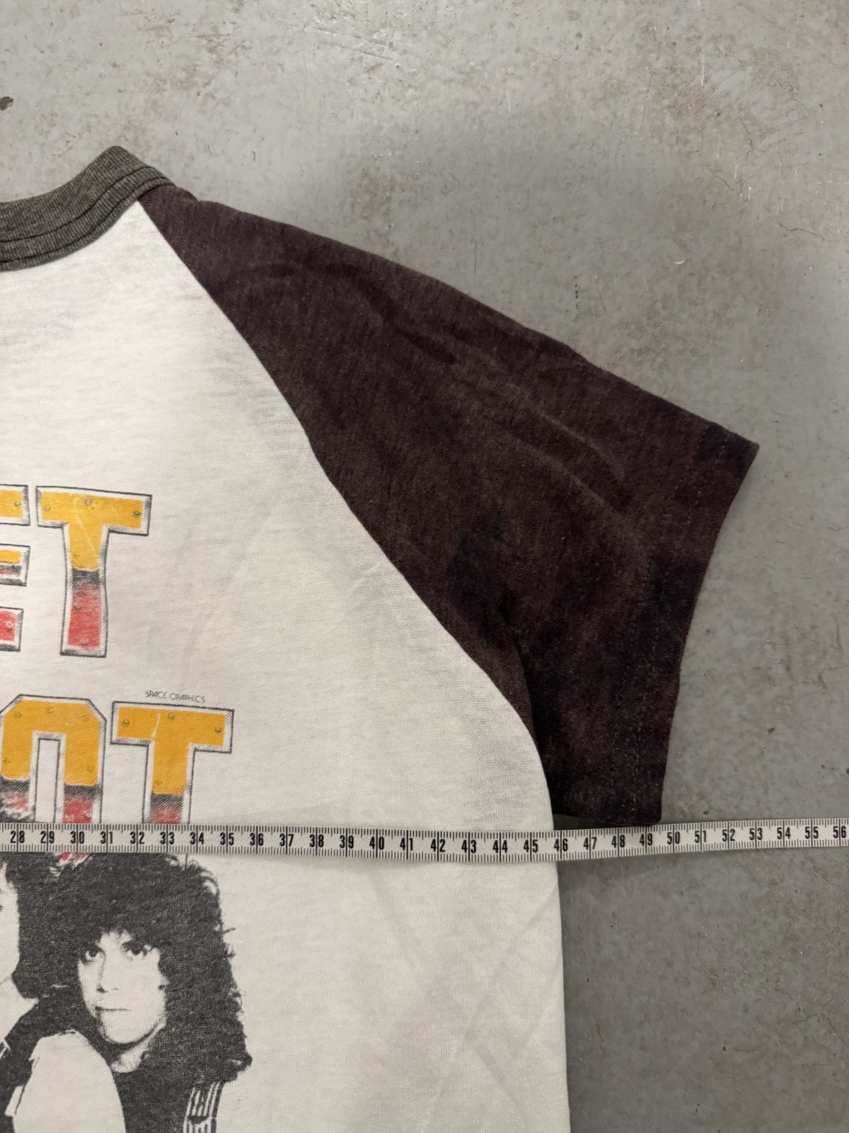 Band Tees × Vintage *RARE* VINTAGE QUIET RIOT 80s RINGER TEE 1983 TOUR USA Size US L / EU 52-54 / 3 - 8 Thumbnail