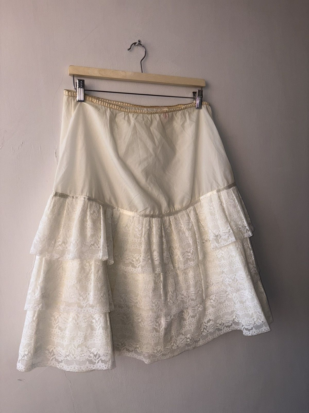 Vintage Vintage petticoat Size 28" / US 6 / IT 42 - 4 Thumbnail
