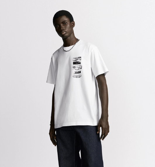 Dior o1w1db11025 513J69 Dior Archives Labels T-Shirt in White Size US M / EU 48-50 / 2 - 3 Thumbnail