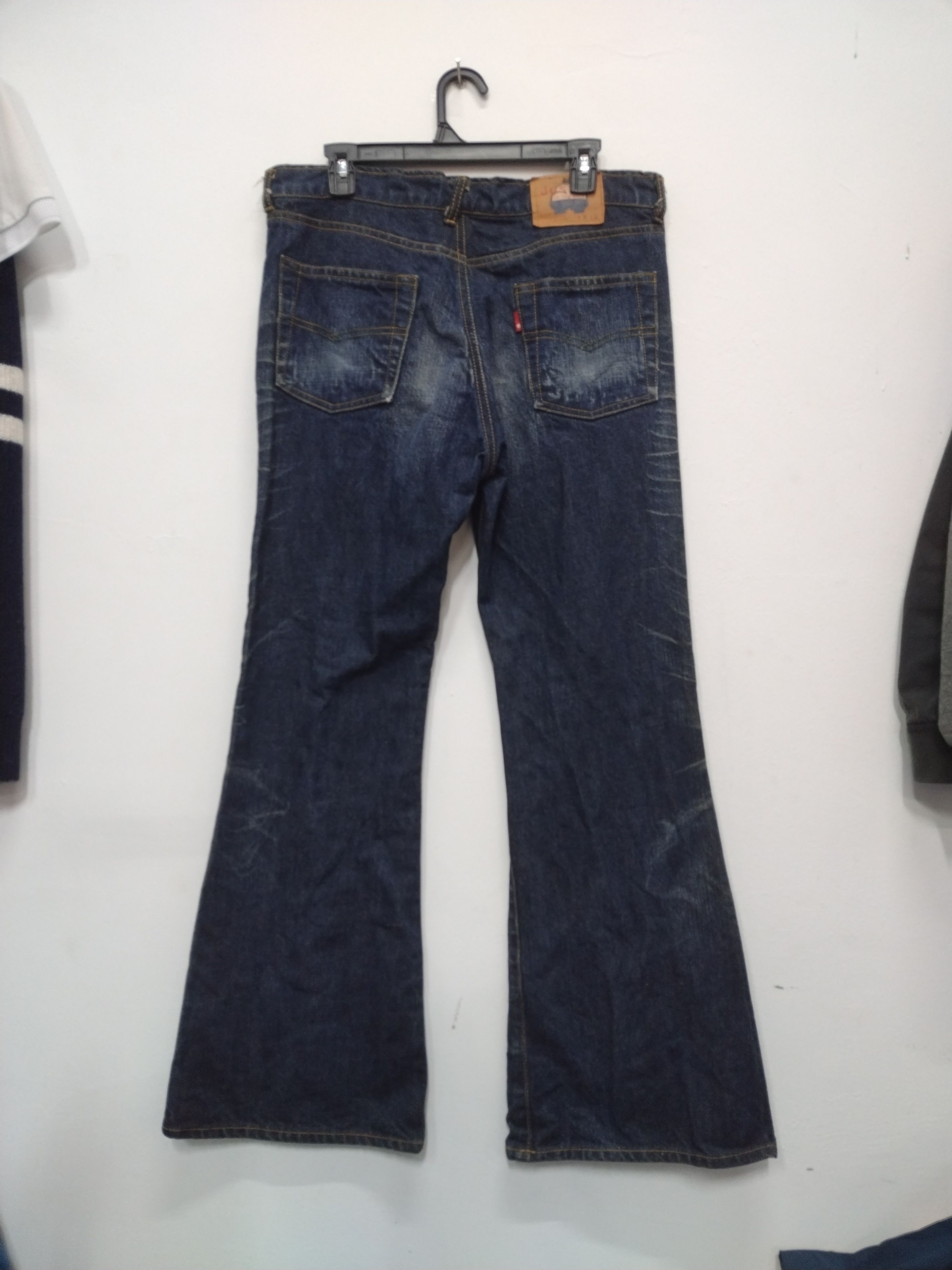 Justin Marvelous awesome Distressed like new Justin BOOT CUT jeans Size US 34 / EU 50 - 3 Thumbnail