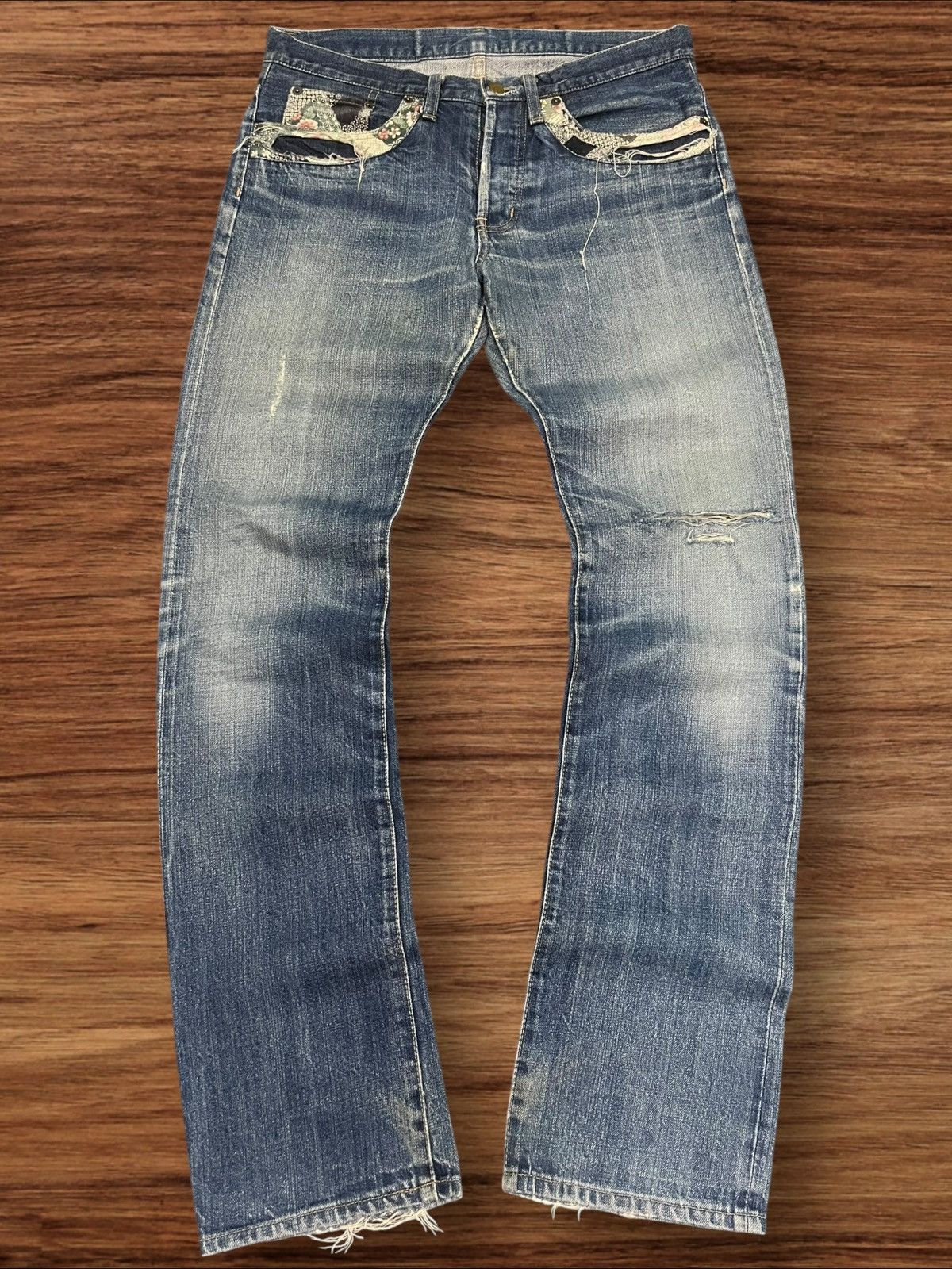 Japanese Brand × Le Grande Bleu (L.G.B.) × Takeo Kikuchi Vintage Takeo Kikuchi Japan Sakura Sukajan Selvedge Jeans Size US 33 - 1 Thumbnail