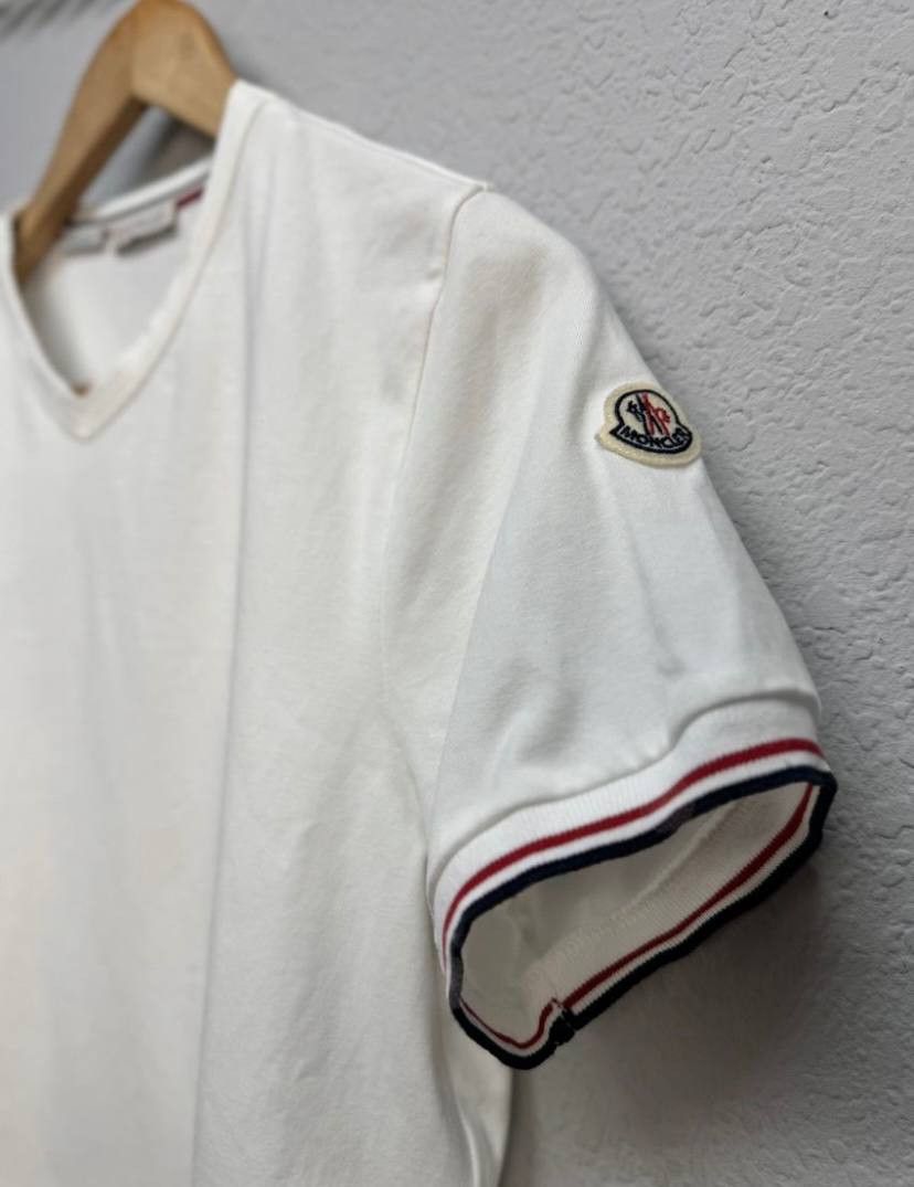 Moncler Moncler Vintage Luxury T-shirt Tee Size US S / EU 44-46 / 1 - 6 Thumbnail