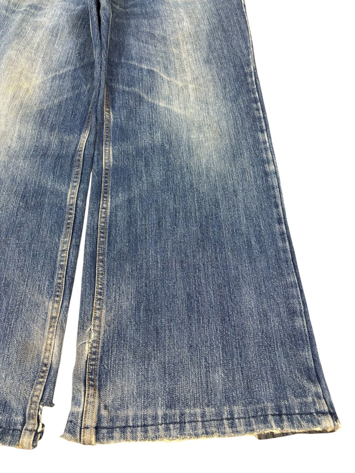 Mossimo Vintage Japanese Mossimo Faded Distressed Baggy Jeans Size US 38 / EU 54 - 7 Thumbnail