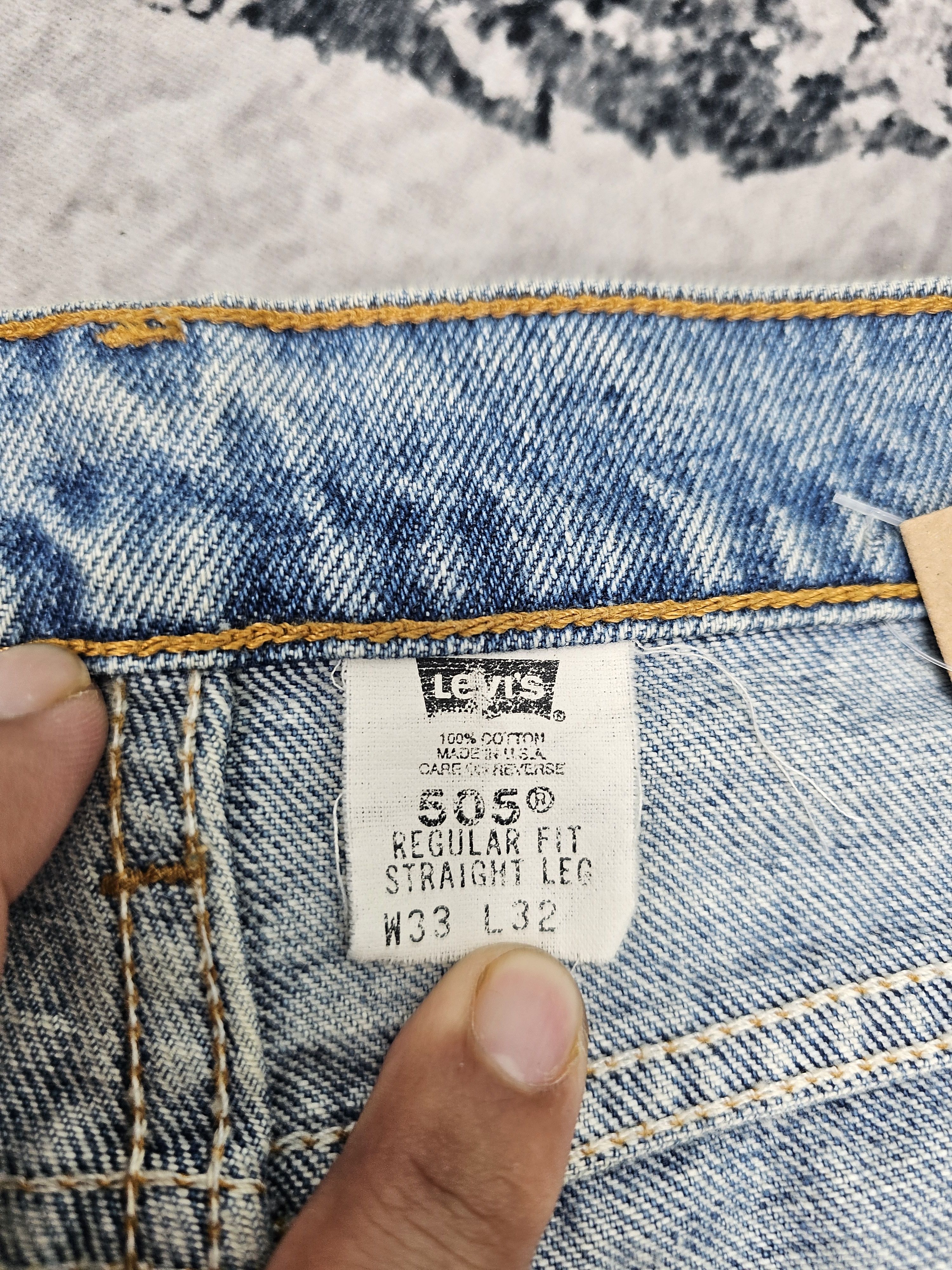 Levi's Vintage Clothing Vtg 90'S LEVIS 505 Light Blue Stain Ripped Blue Jeans L0501 Size US 32 / EU 48 - 14 Thumbnail