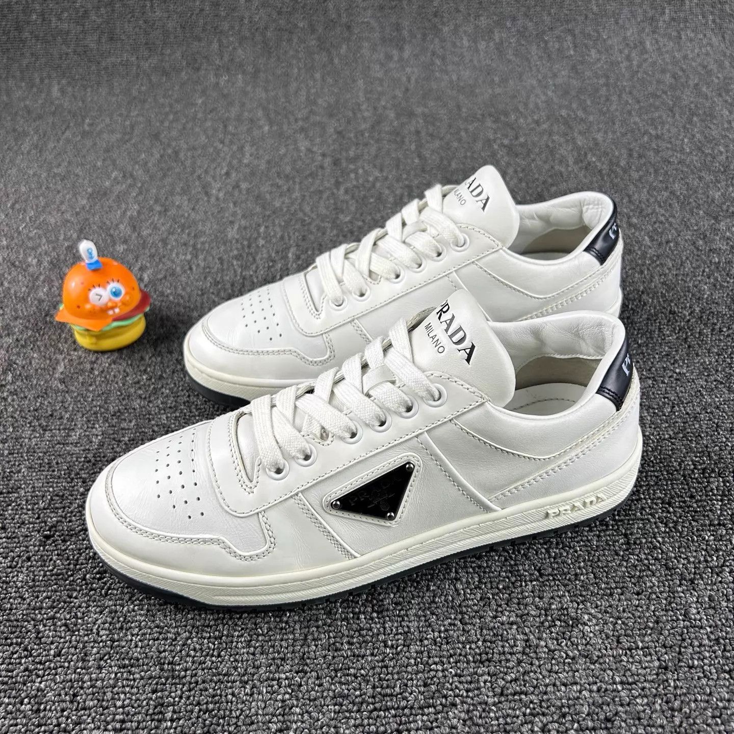 Prada Prada White Leather Sneaker EU37 HB4672 Like New Size US 6.5 / IT 36.5 - 1 Thumbnail