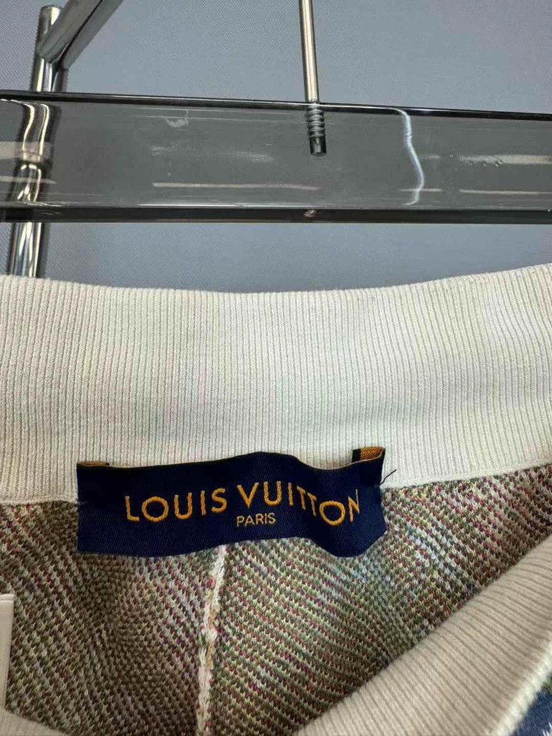 Louis Vuitton Louis Vuitton size l Floral shorts Size US 30 / EU 46 - 4 Thumbnail