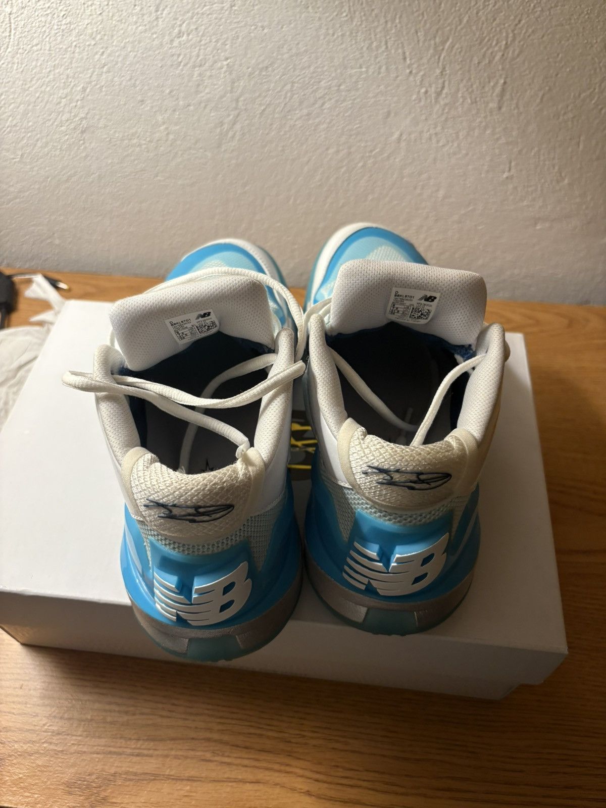 New Balance Kawhi new balance basketball shoes ‘christmas’ Size US 8 / EU 41 - 3 Thumbnail