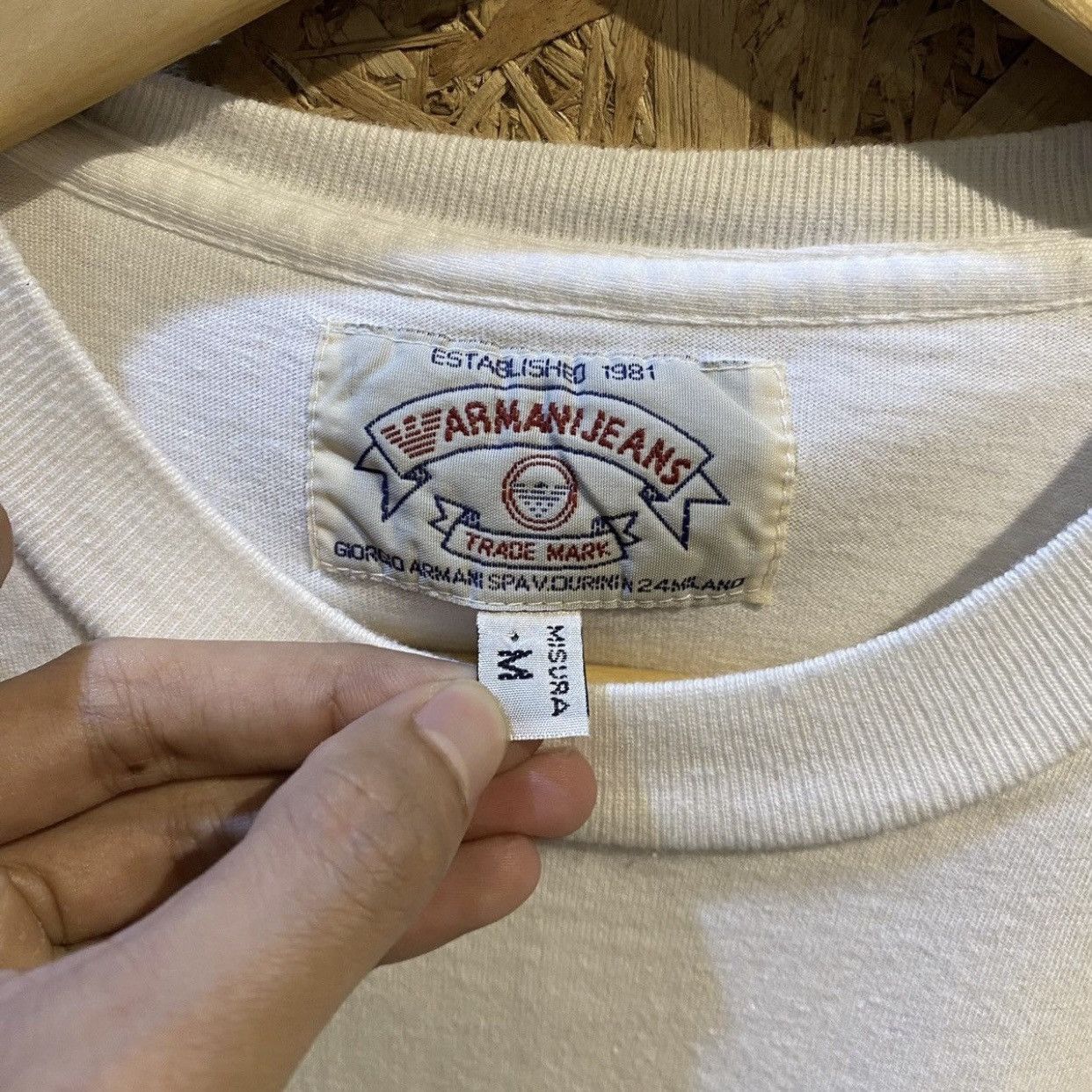 Giorgio Armani Vintage 90s Armani Jeans Logo White Tee Made in Italy Size US M / EU 48-50 / 2 - 8 Thumbnail