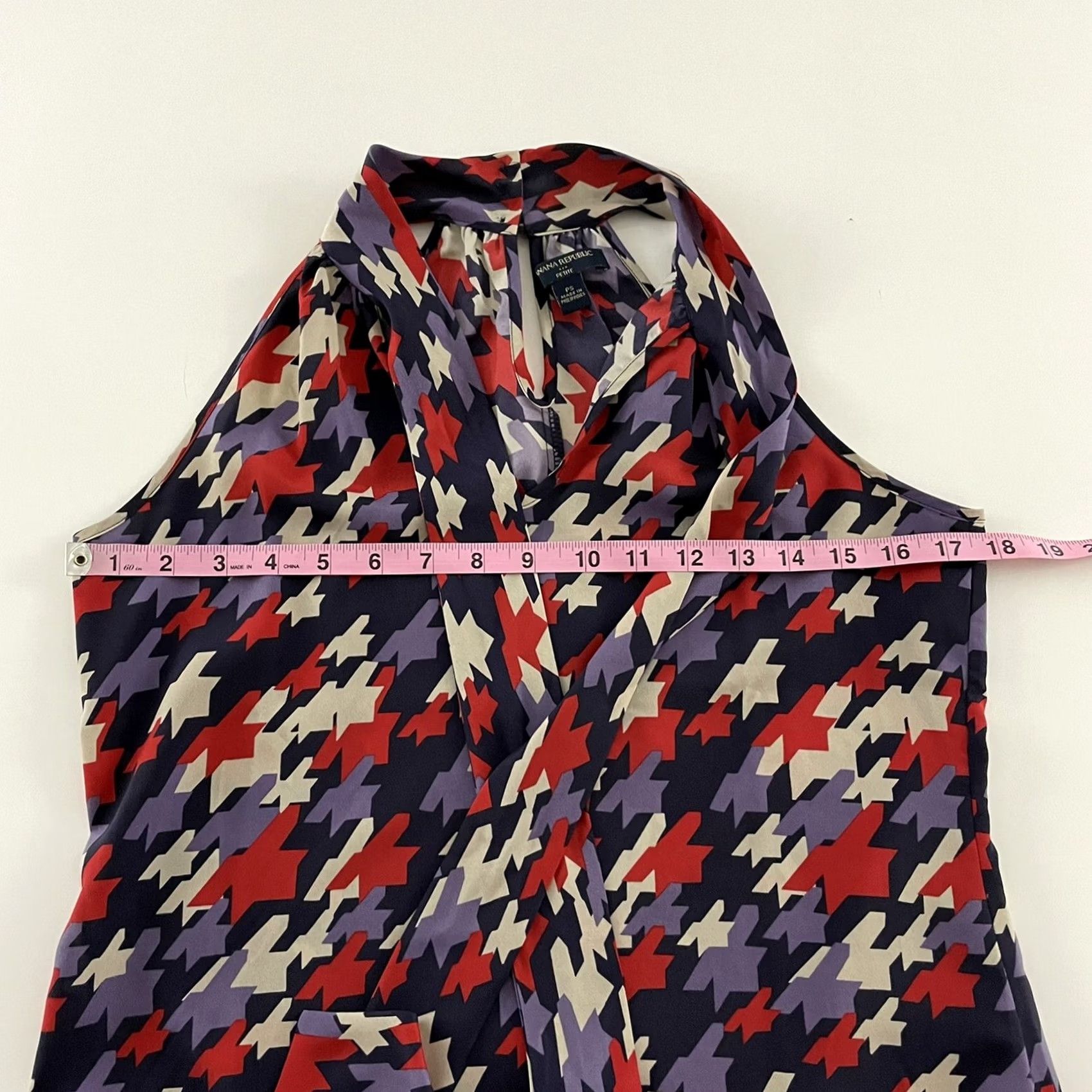 Banana Republic Banana Republic Geometric Print Sleeveless Top Women's Petite PS Purple Red Tank Shirt Size S / US 4 / IT 40 - 3 Thumbnail