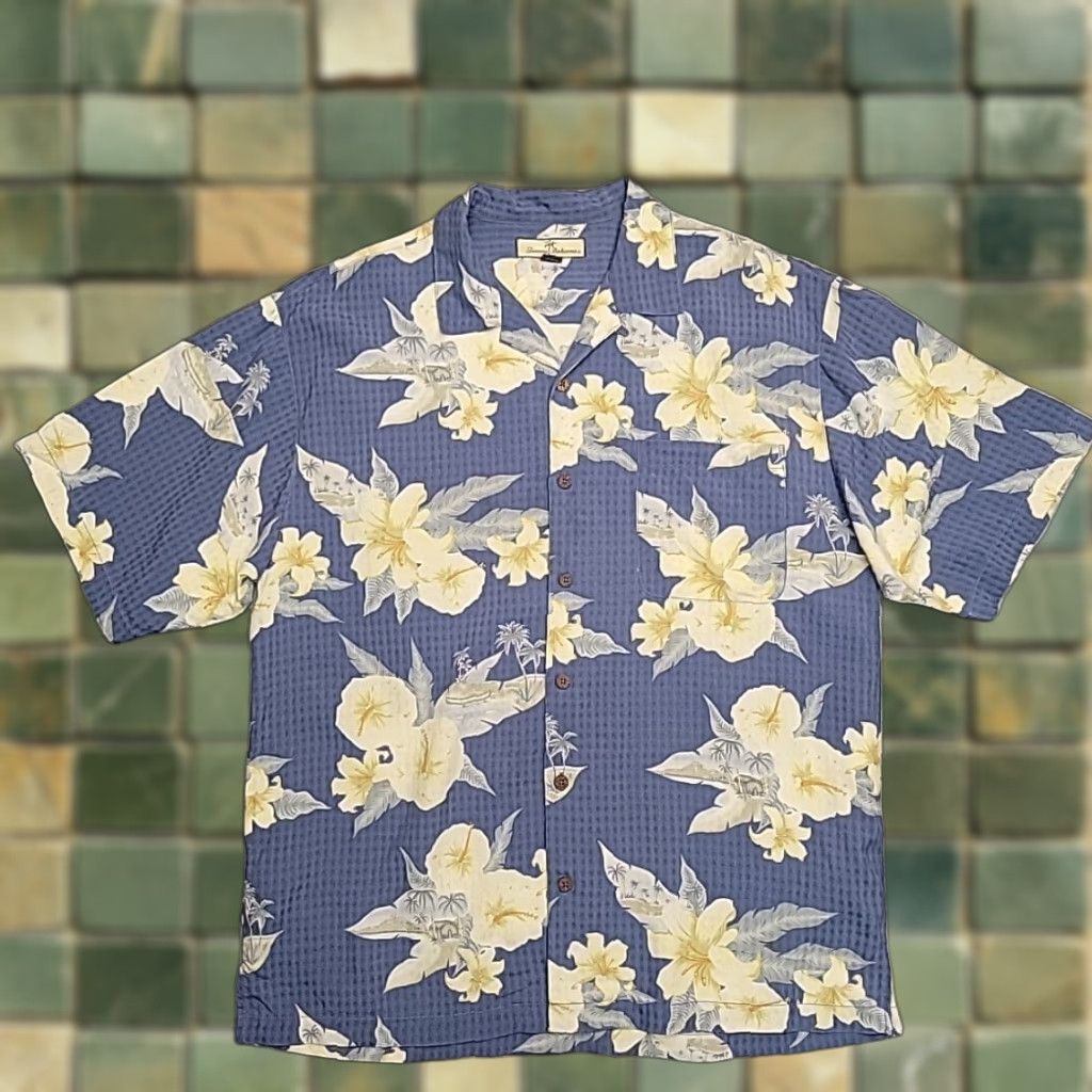 Tommy Bahama Tommy Bahama Shirt Men L Blue 100% Silk Floral Hawaiian Short Sleeve Loop Collar Size US L / EU 52-54 / 3 - 1 Thumbnail