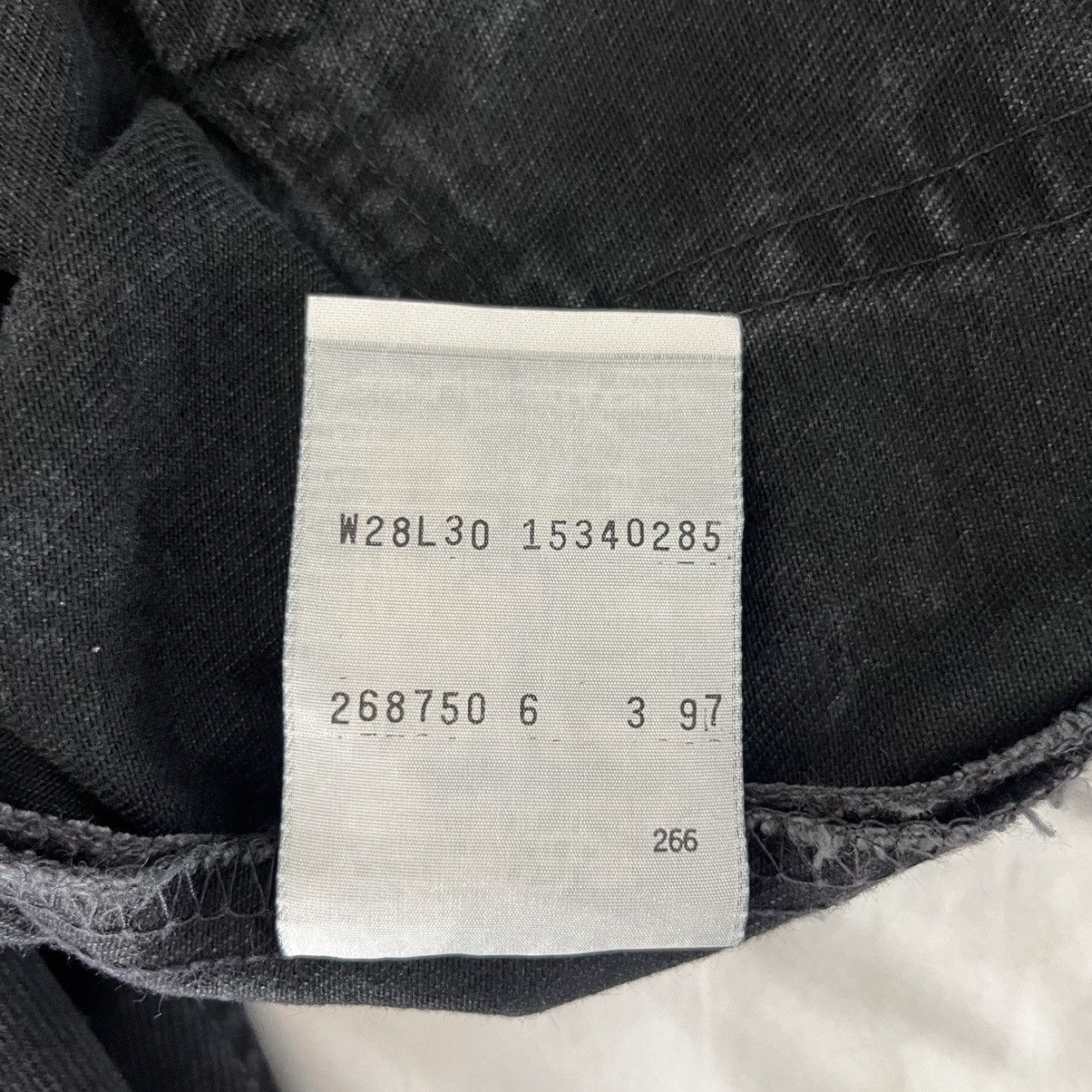 Levi's × Vintage 534 02 | VINTAGE LEVI’s | 90s Size 28" / US 6 / IT 42 - 8 Thumbnail