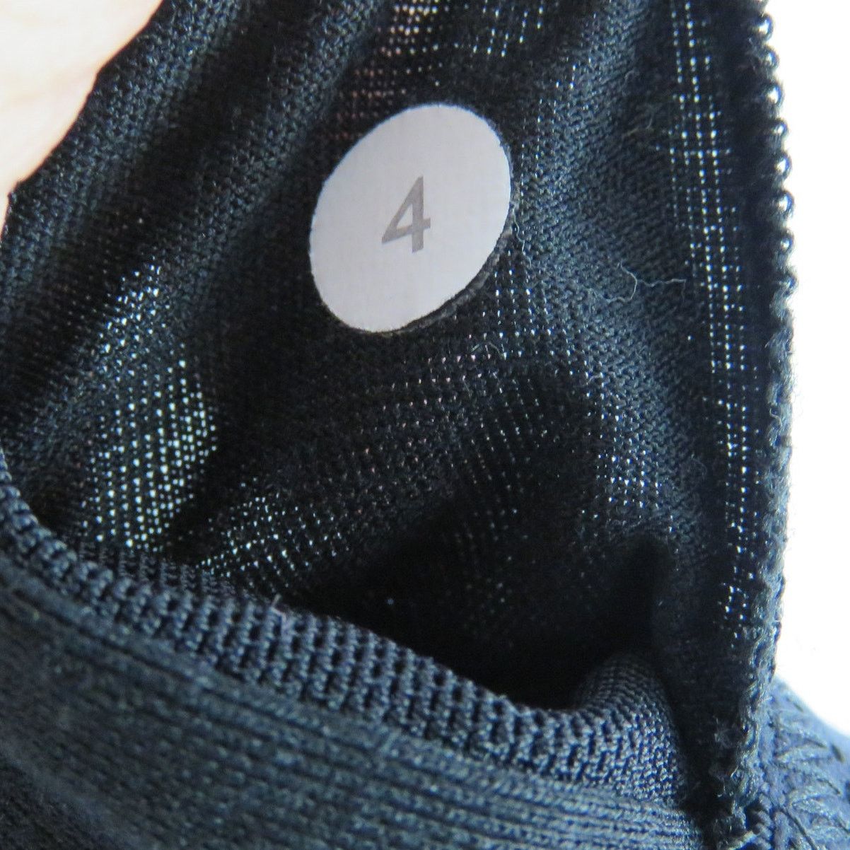 Lululemon Lululemon Back on Track Tank Black Gray 4 Small Size S / US 4 / IT 40 - 8 Thumbnail
