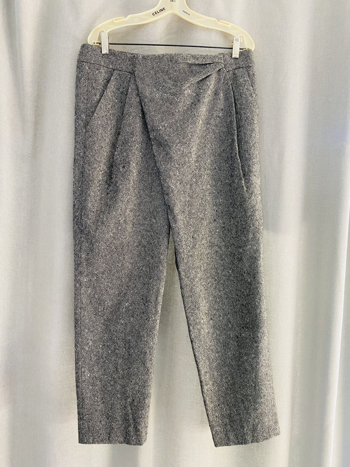 image of $3400 The Row Cashmere Pleated Drape Slouchy Pants Size 8 in Grey, Women's