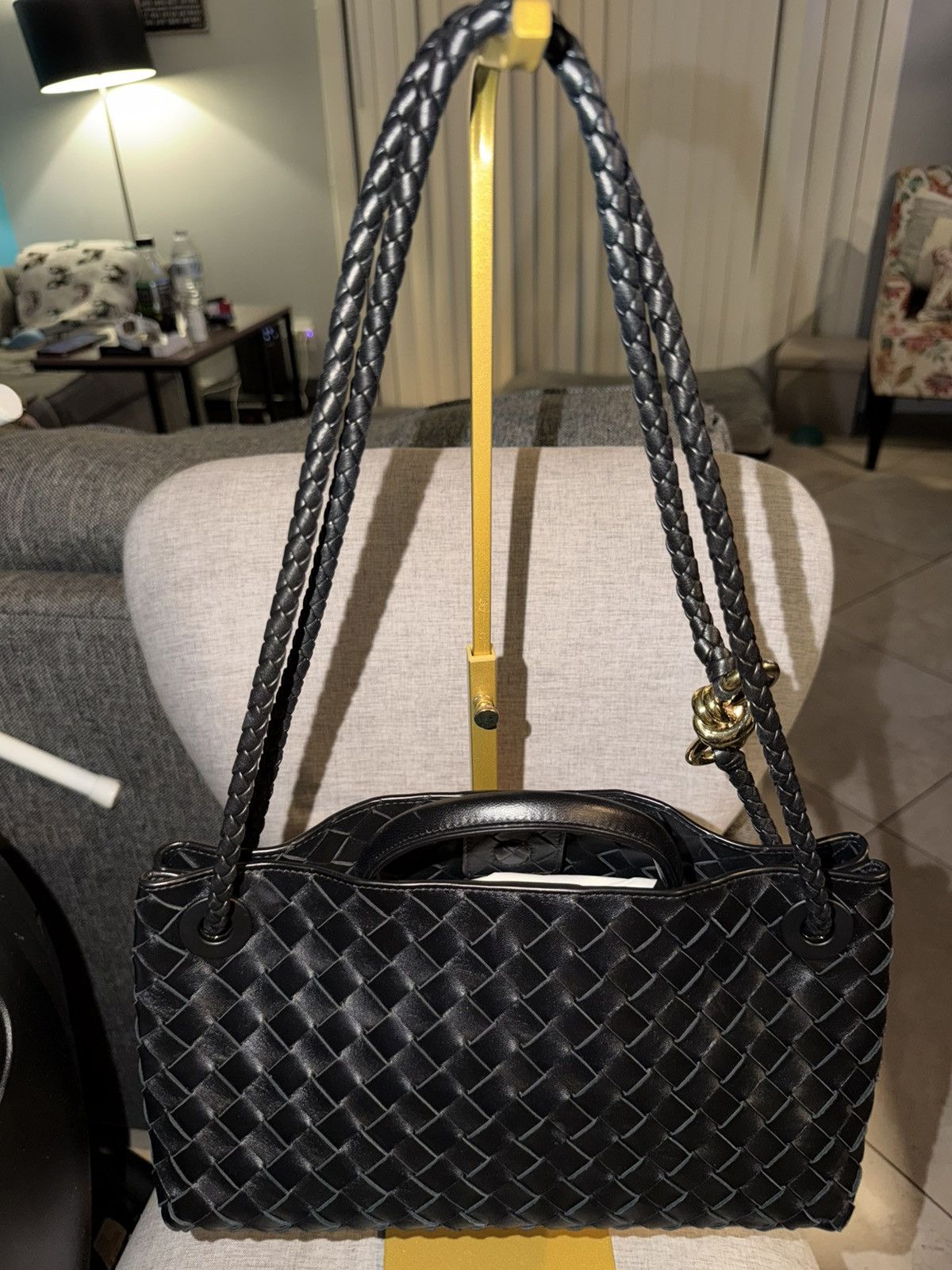 Bottega Veneta Bottega Veneta Andiamo East/West GHW Size ONE SIZE - 11 Thumbnail