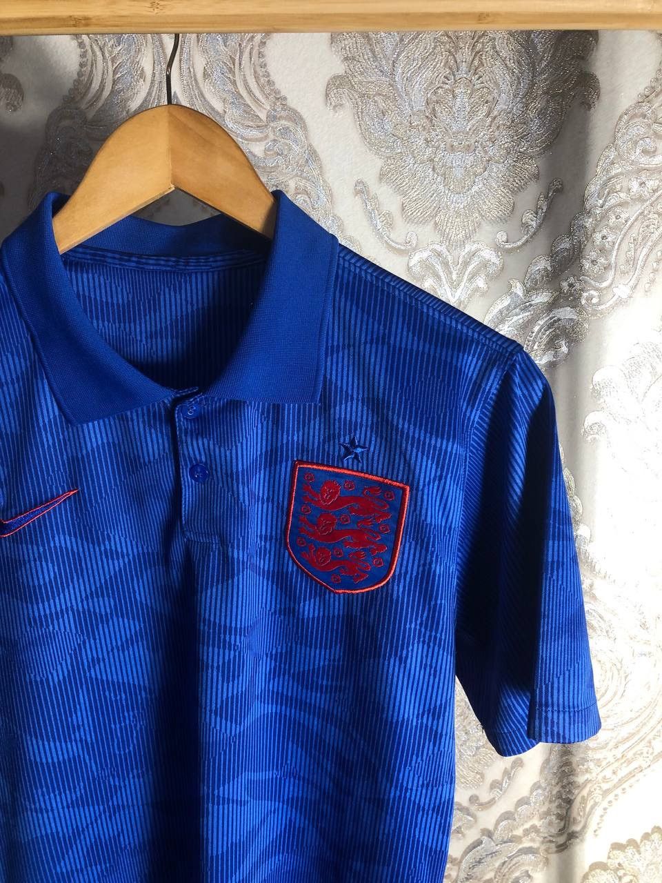 Nike VINTAGE NIKE ENGLAND RETRO SOCCER JERSEY MANCHESTER Y2K 90s Size US L / EU 52-54 / 3 - 4 Thumbnail