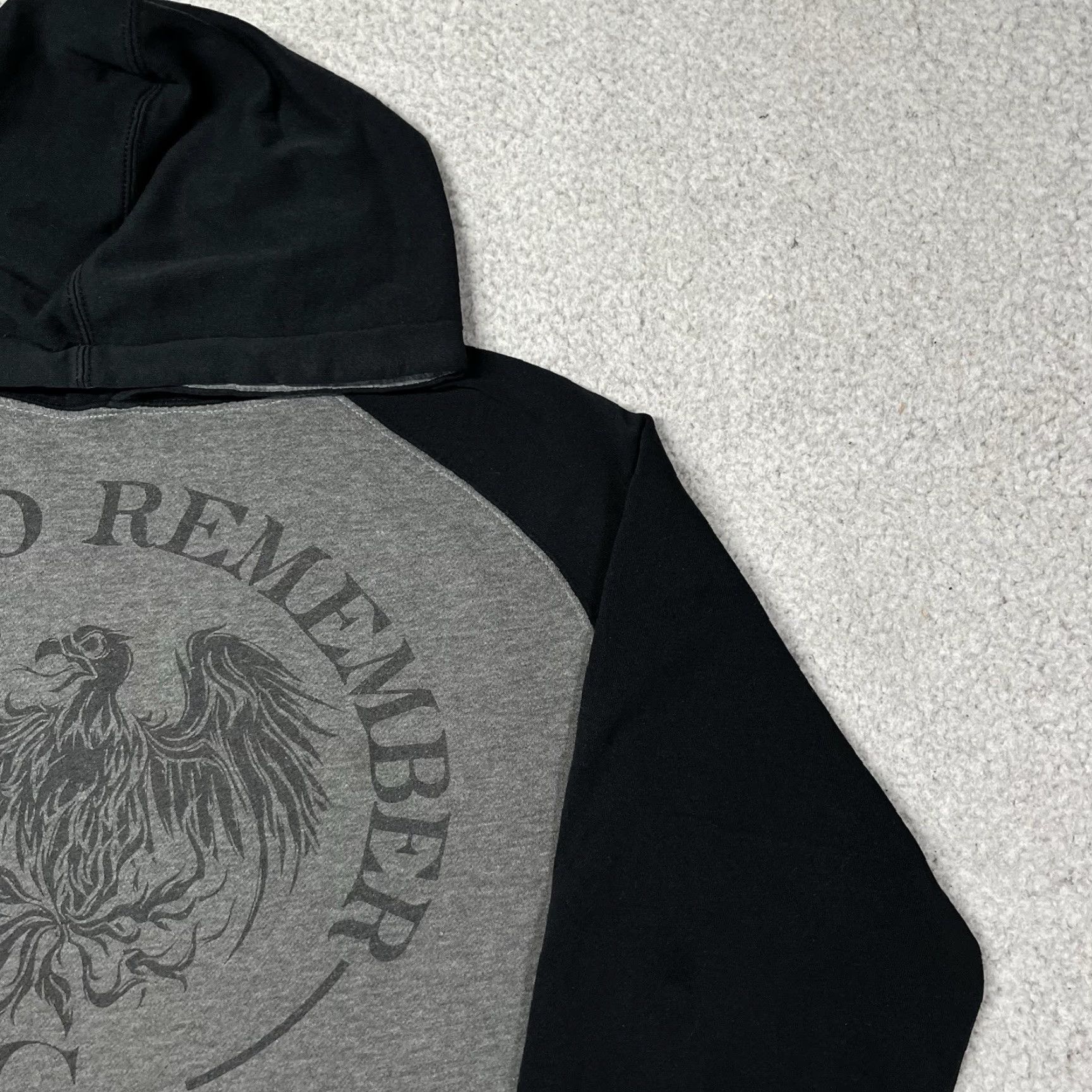 Vintage A Day To Remember Hoodie Mens M Band Rock Common Courtesy ADTR Merch Tour Black Cotton Fleece Logo Hooded Vintage Mens Size US M / EU 48-50 / 2 - 6 Thumbnail