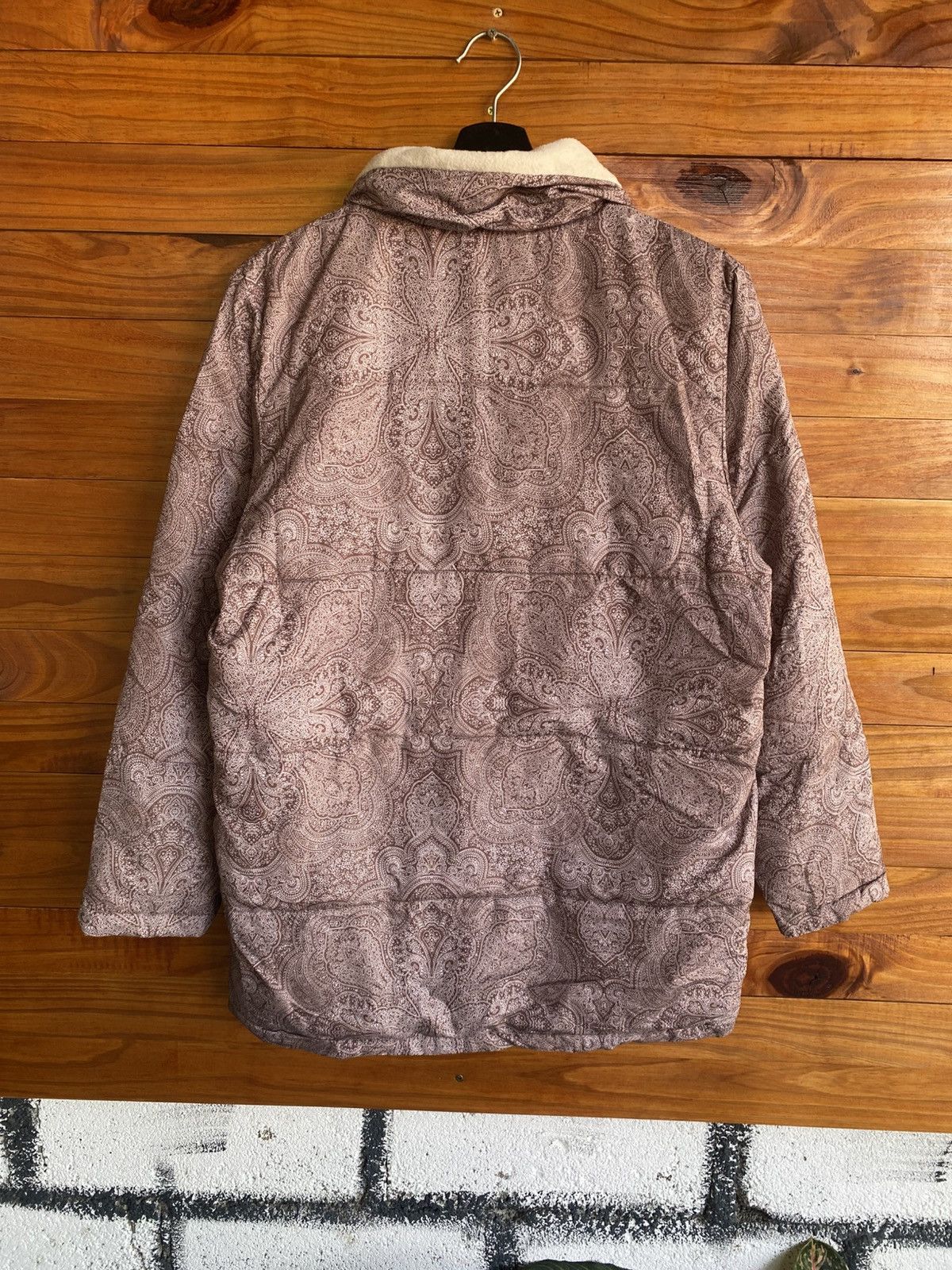 Japanese Brand Vintage Paisley Quilted Jacket with Faux Fur Collar - Women Size M / US 6-8 / IT 42-44 - 7 Thumbnail