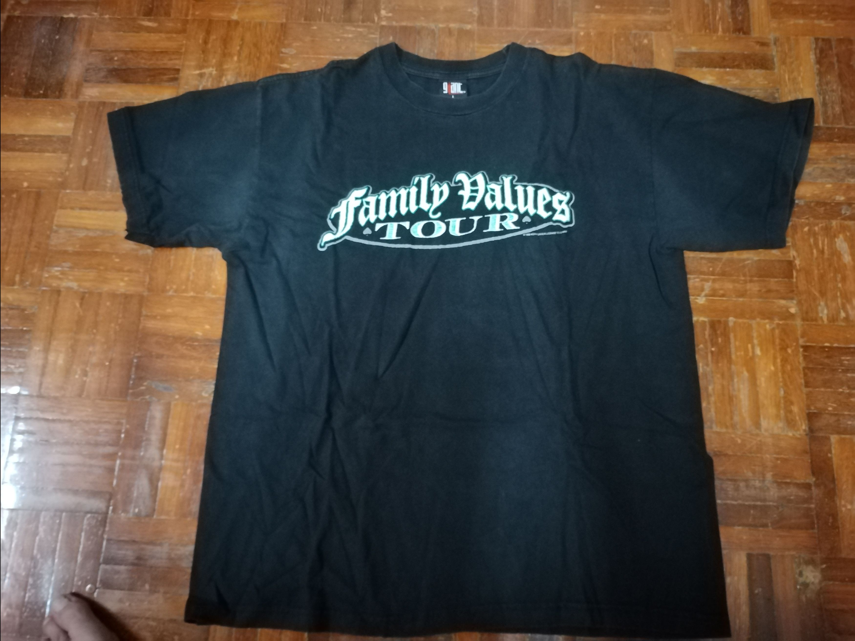 Giant × Vintage Korn Family Values Shirt 1998 Size US L / EU 52-54 / 3 - 1 Thumbnail