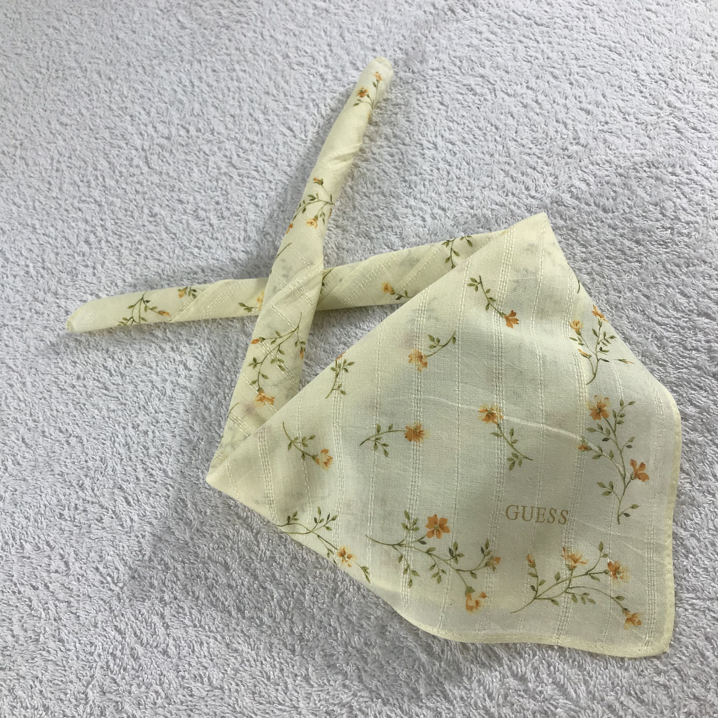 Guess × Vintage Guees Bandana/ Handkerchief / Neckerchief Size ONE SIZE - 2 Thumbnail