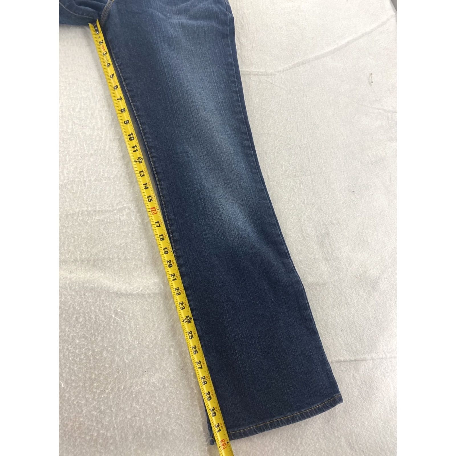 Lucky Brand Lucky Brand Jeans Womens Mid-Rise Flare Dungarees Gene Montesano 30W 32L Size 28" / US 6 / IT 42 - 3 Thumbnail