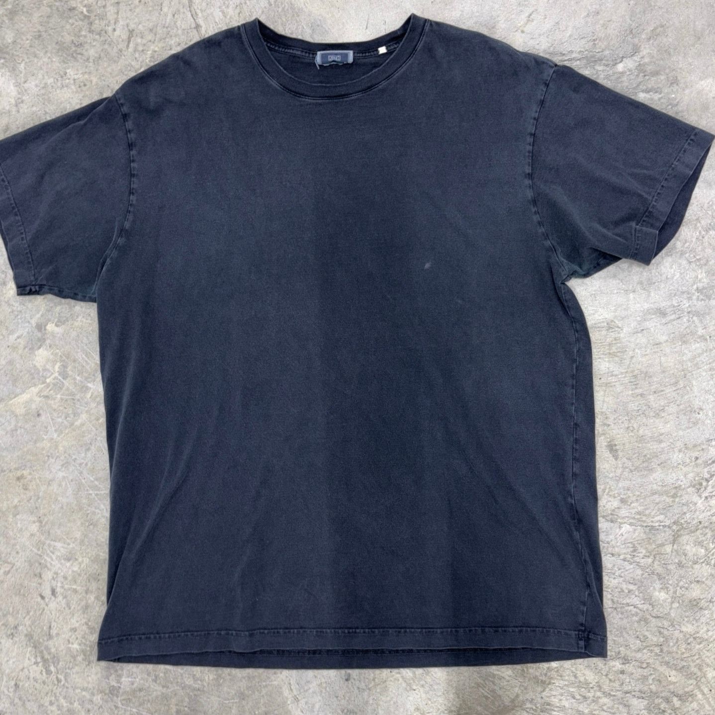 KITH Paris ヨーロッパ限定オープン記念ボックスロゴTシャツ