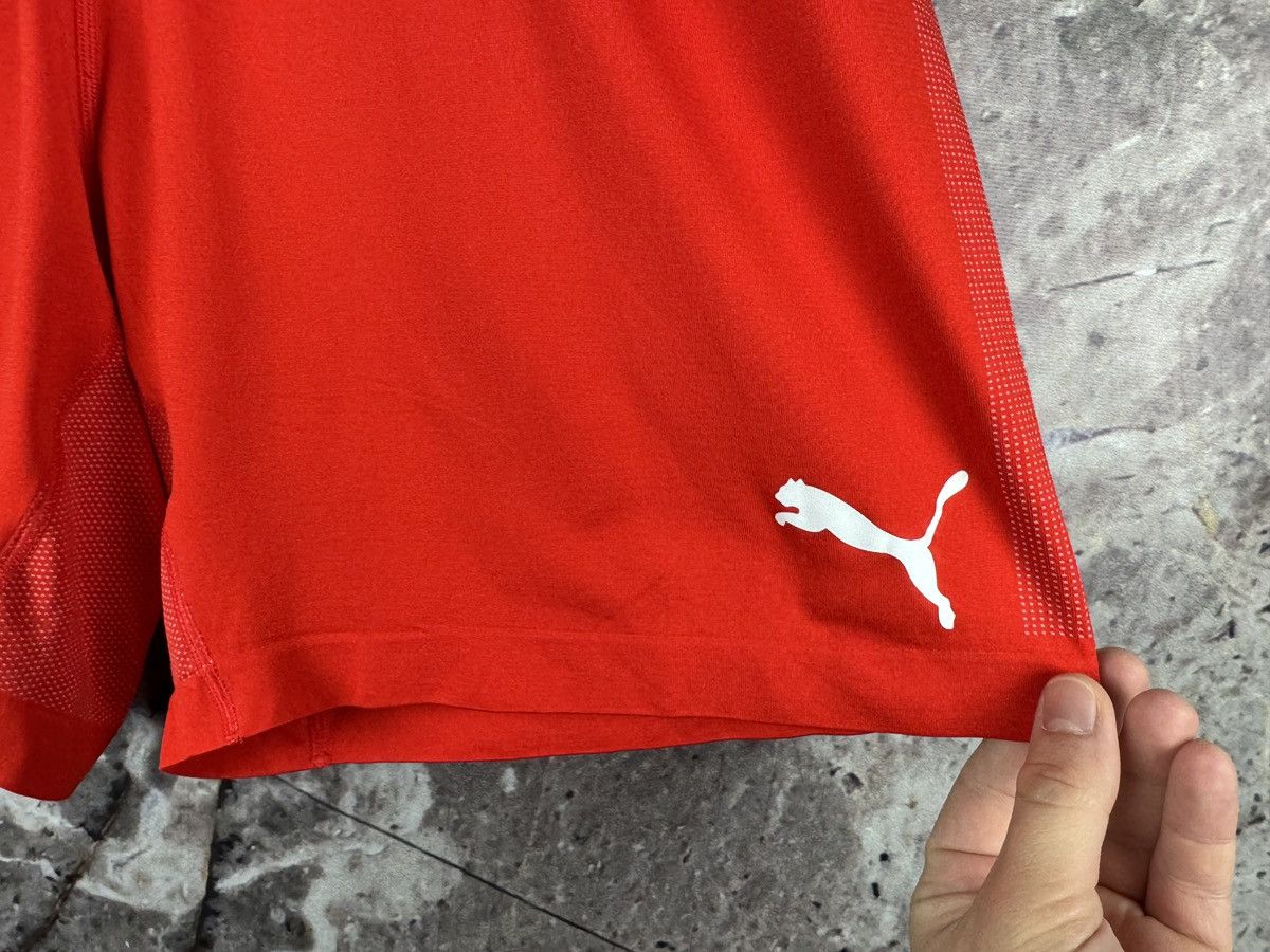 Nike Men’s PUMA Switzerland National Team Red Training Shorts Size US 36 / EU 52 - 4 Thumbnail