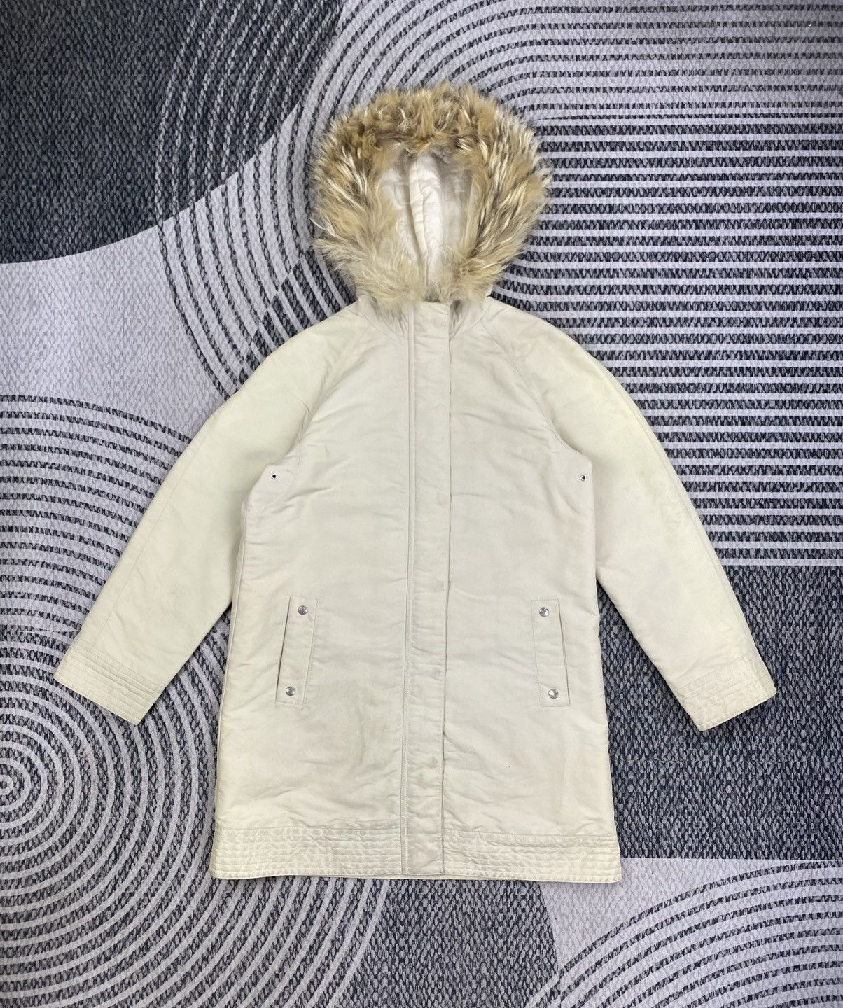 Japanese Brand Vintage Beating Heart Faux Fur Hooded Parka Jacket Size US M / EU 48-50 / 2 - 1 Thumbnail