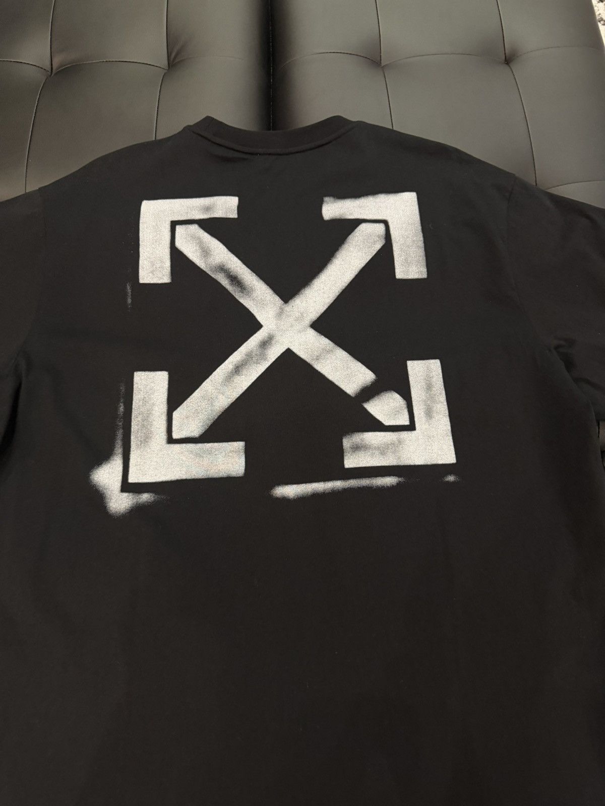 Off-White Size M - Off-White Spray Arrow T-Shirt Black Size US M / EU 48-50 / 2 - 4 Thumbnail