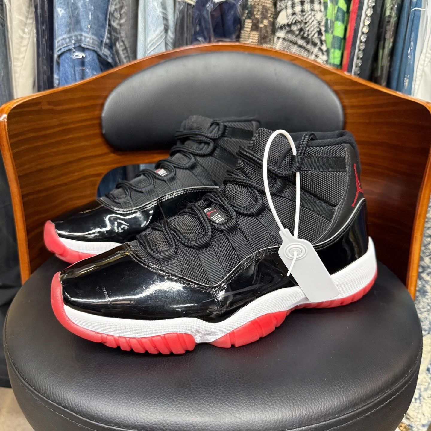 Nike Nike AJ11 Black Lowtop Sneakers 42.5 Men Size US 9.5 / EU 42-43 - 1 Thumbnail