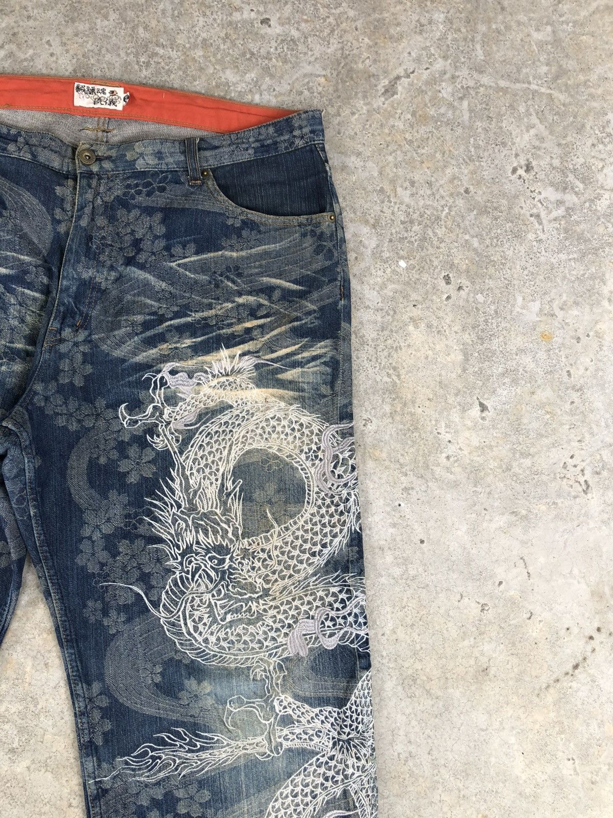 Karakuri Tamashii Karakuri Tamashii Embroidered Jeans Distressed Jeans Size US 39 - 5 Thumbnail