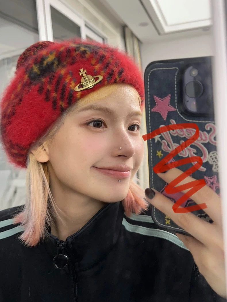 Vivienne Westwood Vivienne Westwood Red checkered hat with metal label and o Size ONE SIZE - 2 Thumbnail