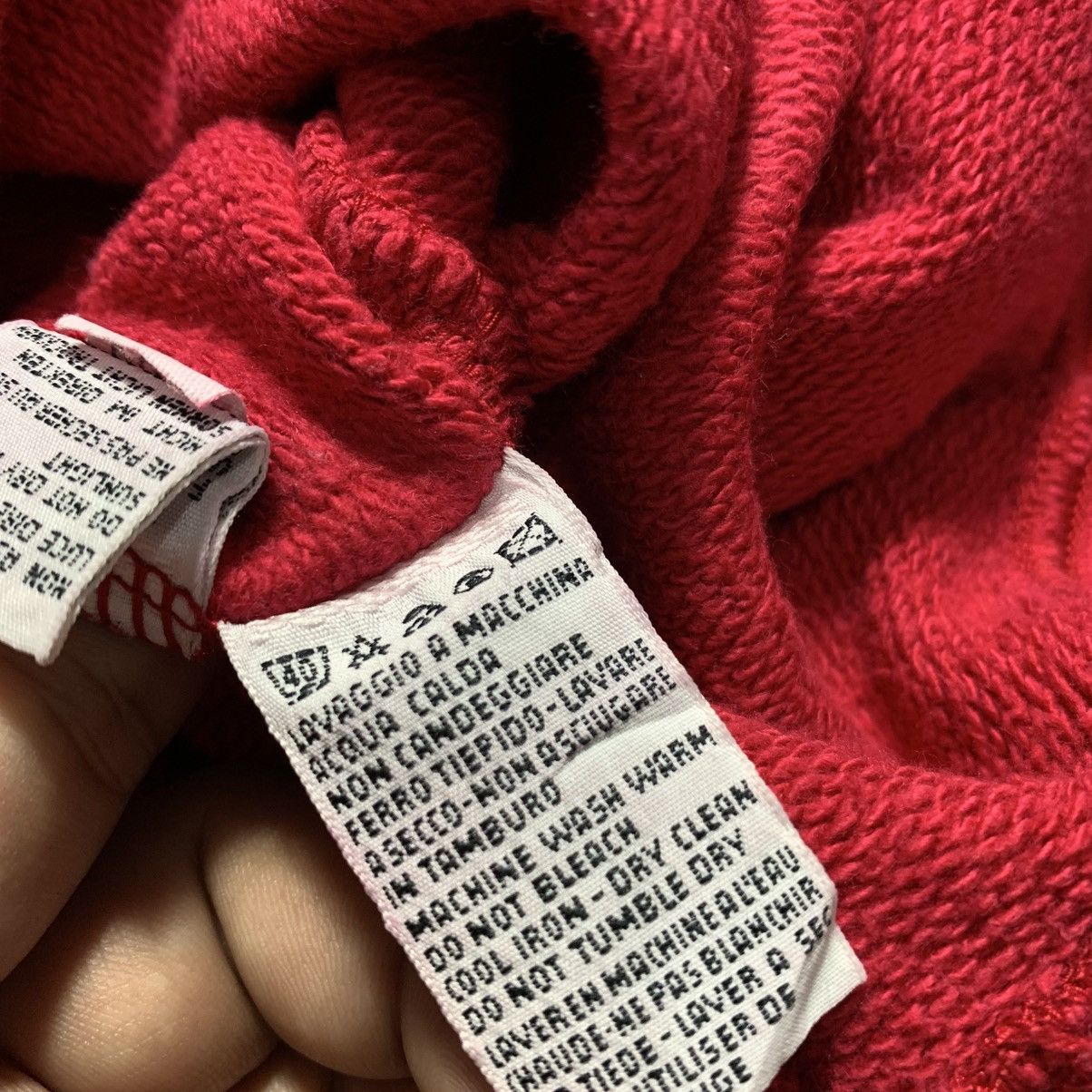 Benetton Vintage 90s Benetton Red Sweetshirt Size US L / EU 52-54 / 3 - 7 Thumbnail
