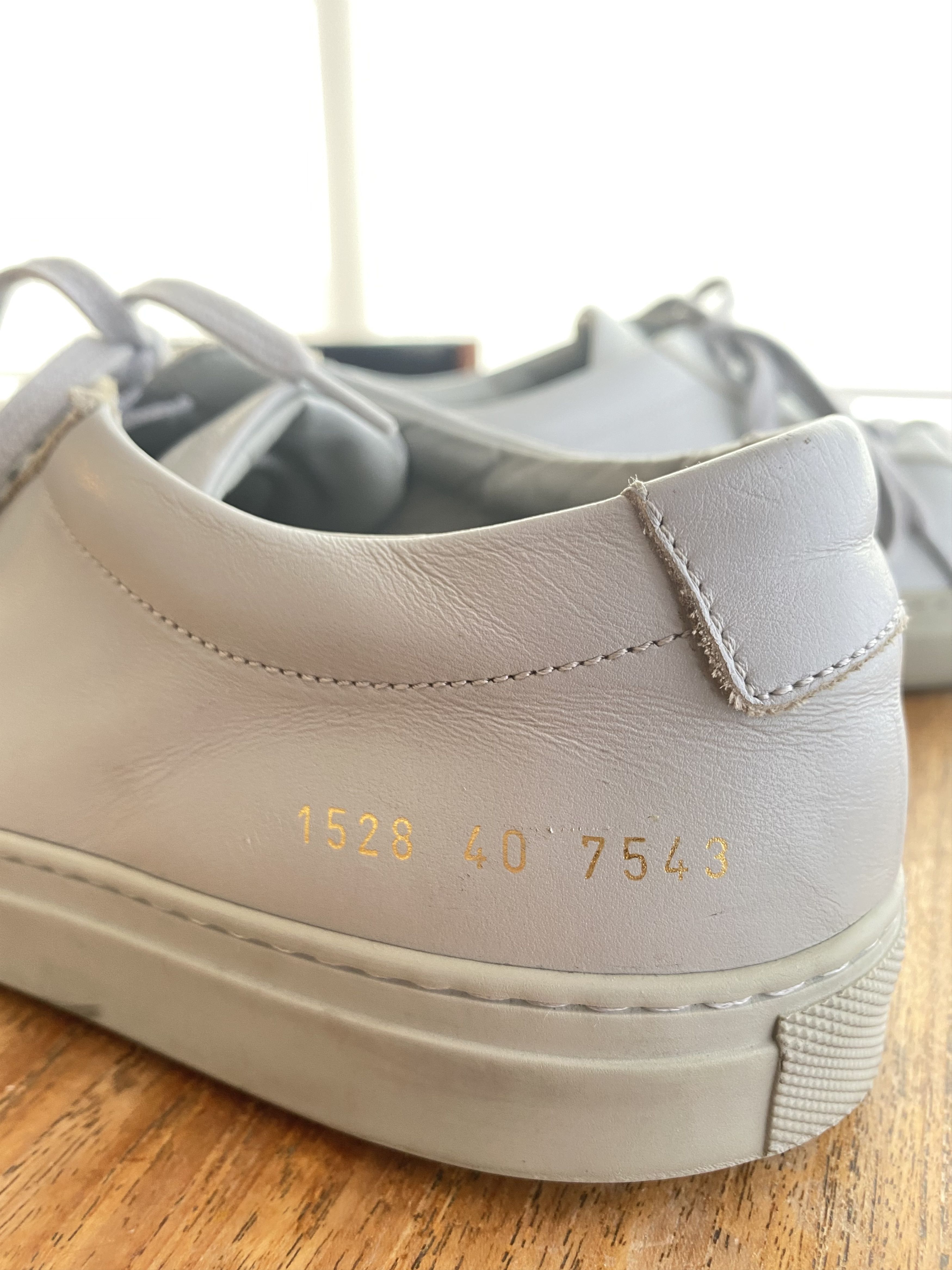 Common Projects Common Projects Achilles ‘Grey’ (7543) Size US 7 / EU 40 - 2 Thumbnail