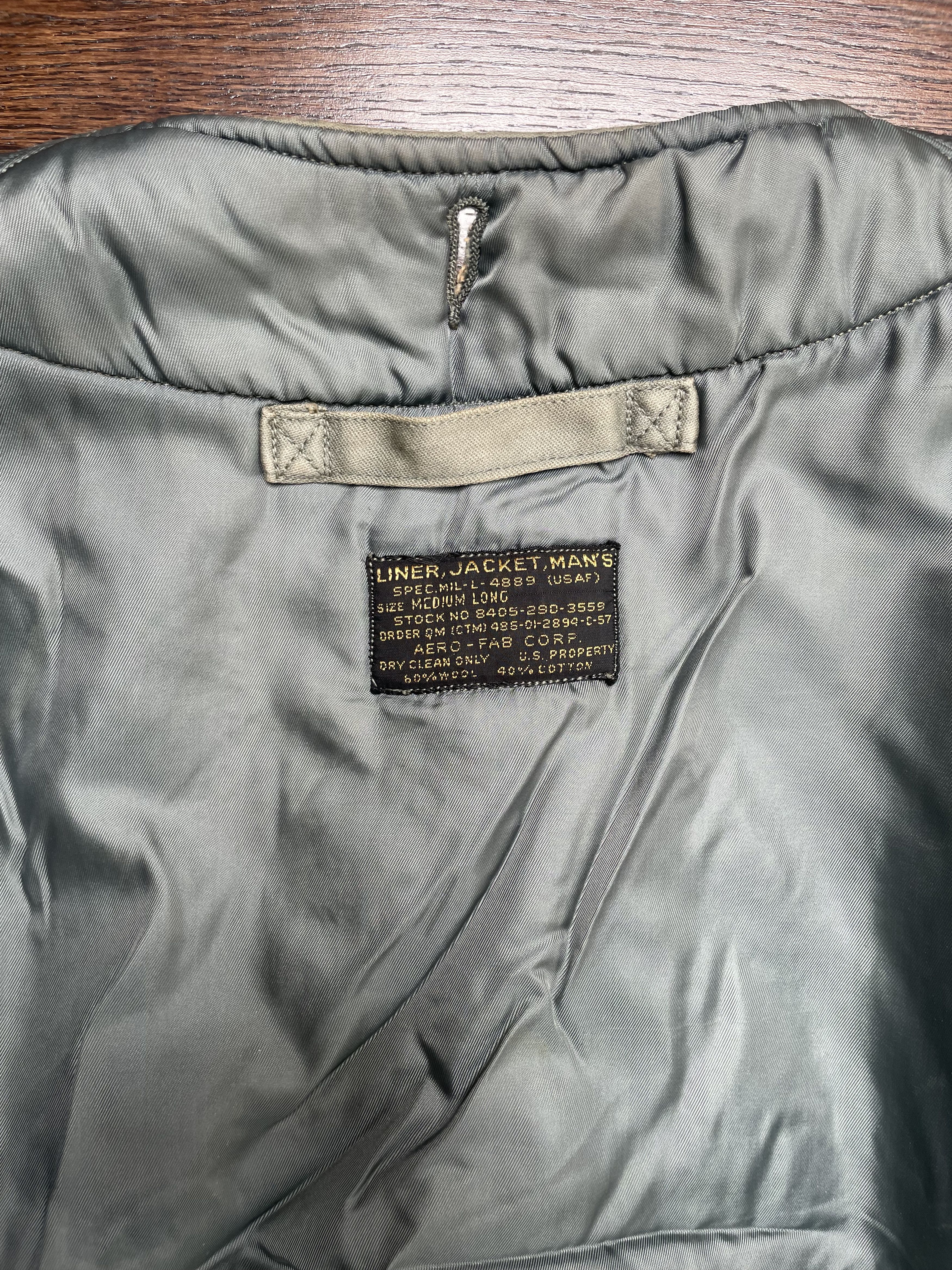 Buzz Rickson's Vintage USAF L-4889 Liner Jacket Size US M / EU 48-50 / 2 - 6 Thumbnail
