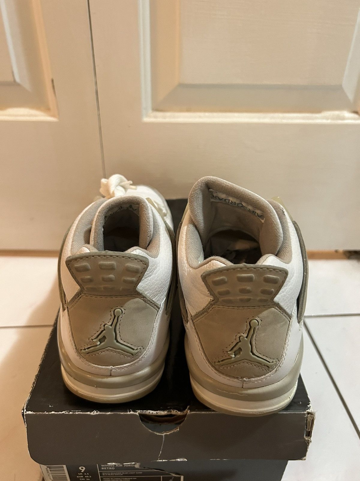 Nike RARE Jordan 4 2006 Sand 9W Size US 7.5 / EU 40-41 - 4 Thumbnail