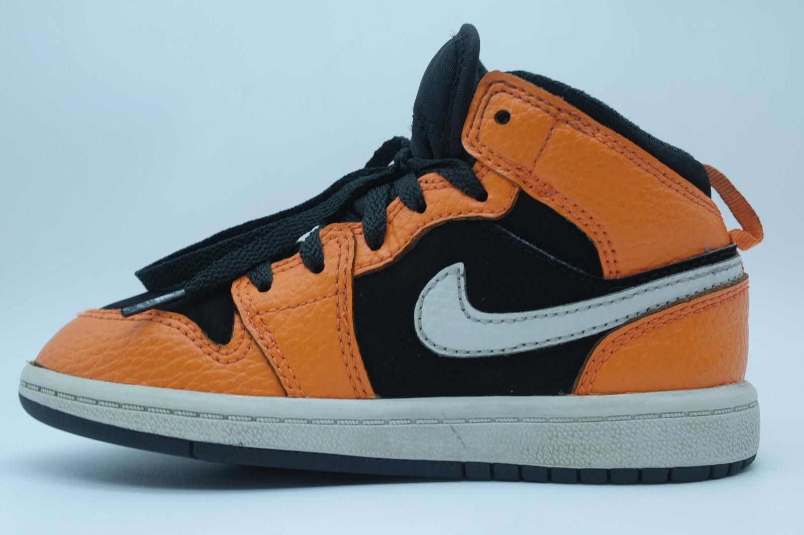 Nike Nike Air Jordan 1 Retro Mid BQ6932-802 Black Orange Size 11C Size US 11 / EU 44 - 6 Thumbnail