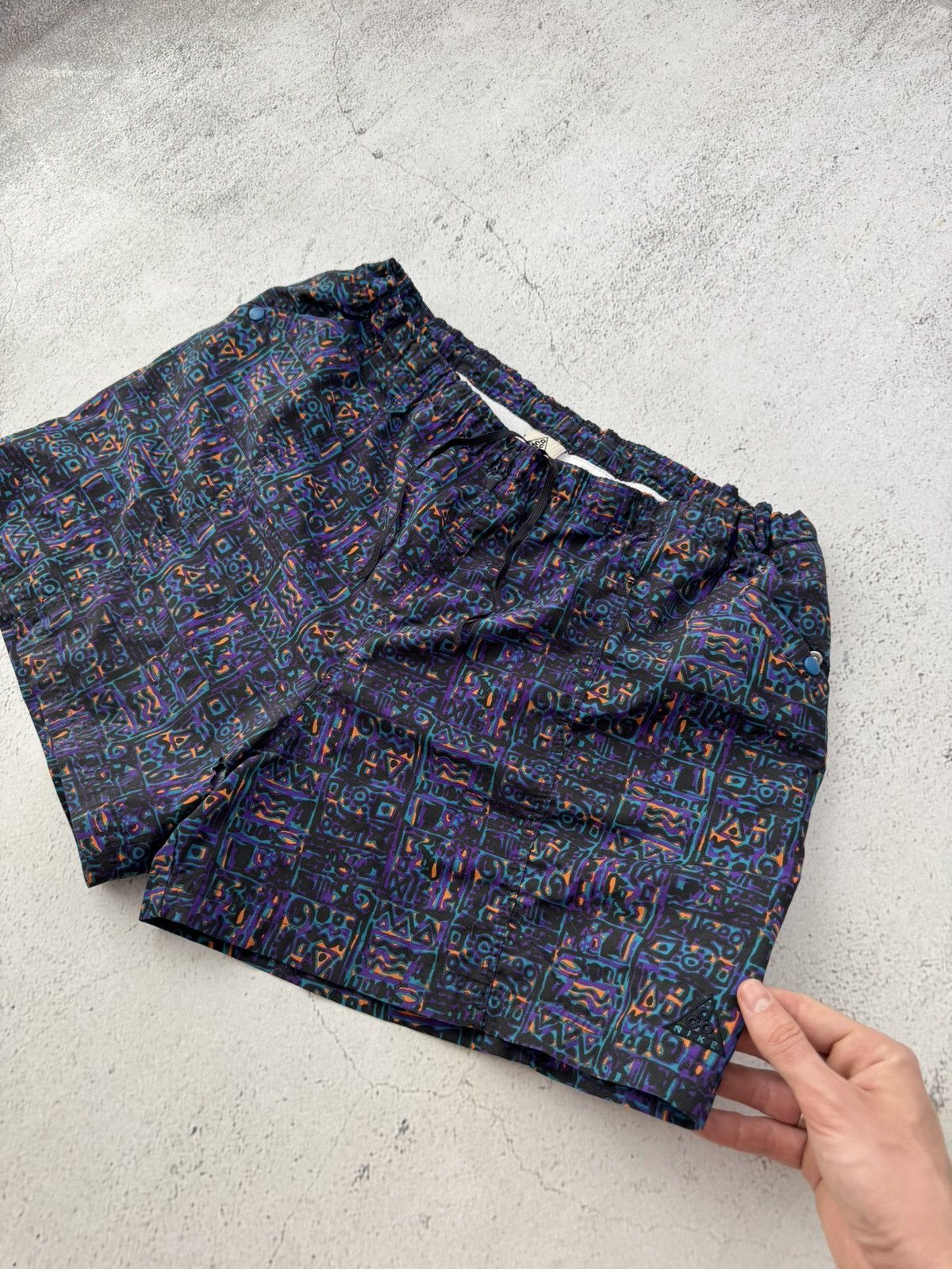 Nike ACG × Vintage Nike ACG Vintage Mosaic Shorts Size US 36 / EU 52 - 1 Thumbnail