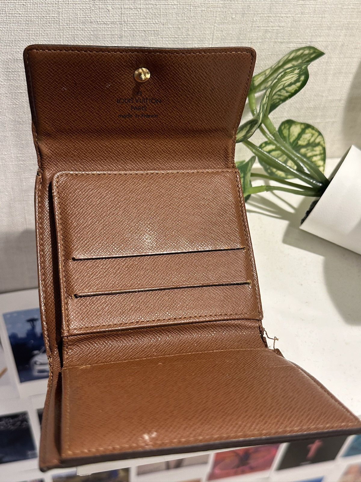 Louis Vuitton Louis Vuitton Leather Wallet for Unisex - Brown (M61652) Size ONE SIZE - 6 Thumbnail