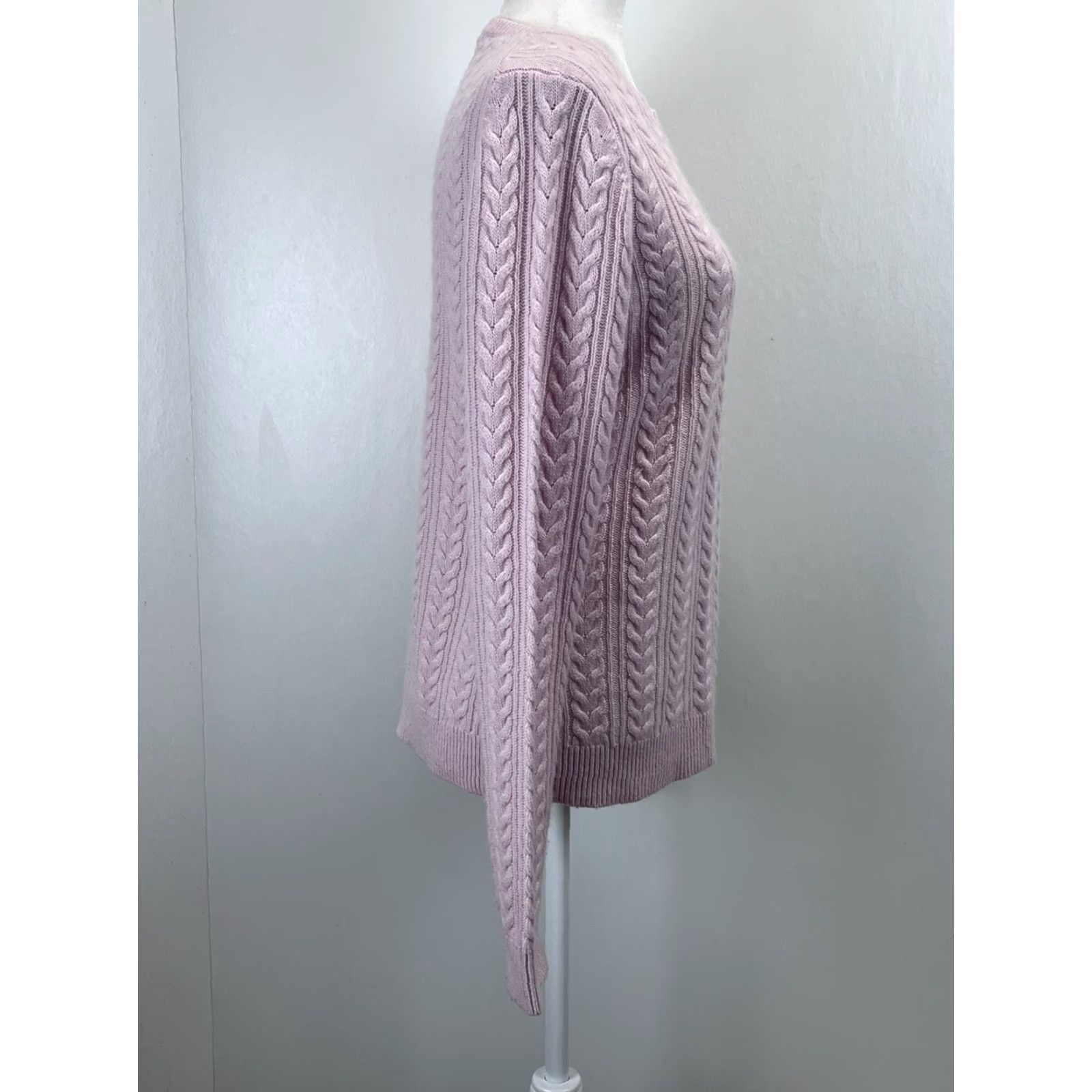 Brooks Brothers Brooks Brothers Cashmere Sweater Womens Long Sleeve Pullover Size L Pink Cableknit Size L / US 10 / IT 46 - 4 Thumbnail