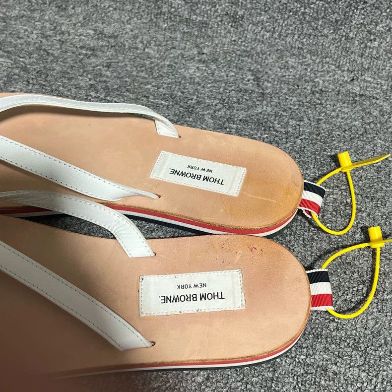 Thom Browne Thom Browne Flip-flops sandals 2506-Nextarrow Size US 10 / EU 43 - 3 Thumbnail
