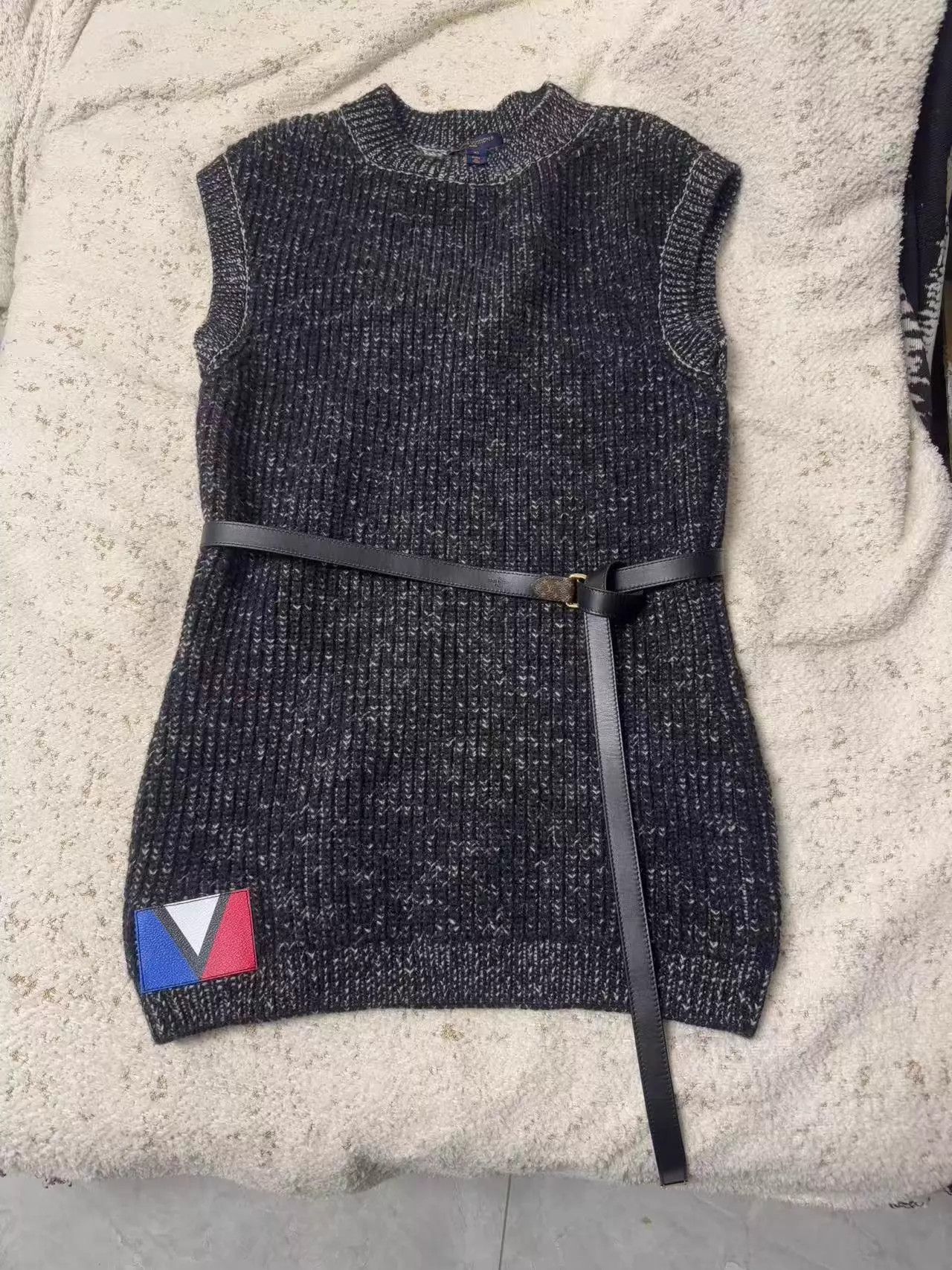 Louis Vuitton LV Authentic Wool Dress Women's XS Size XS / US 0-2 / IT 36-38 - 1 Thumbnail