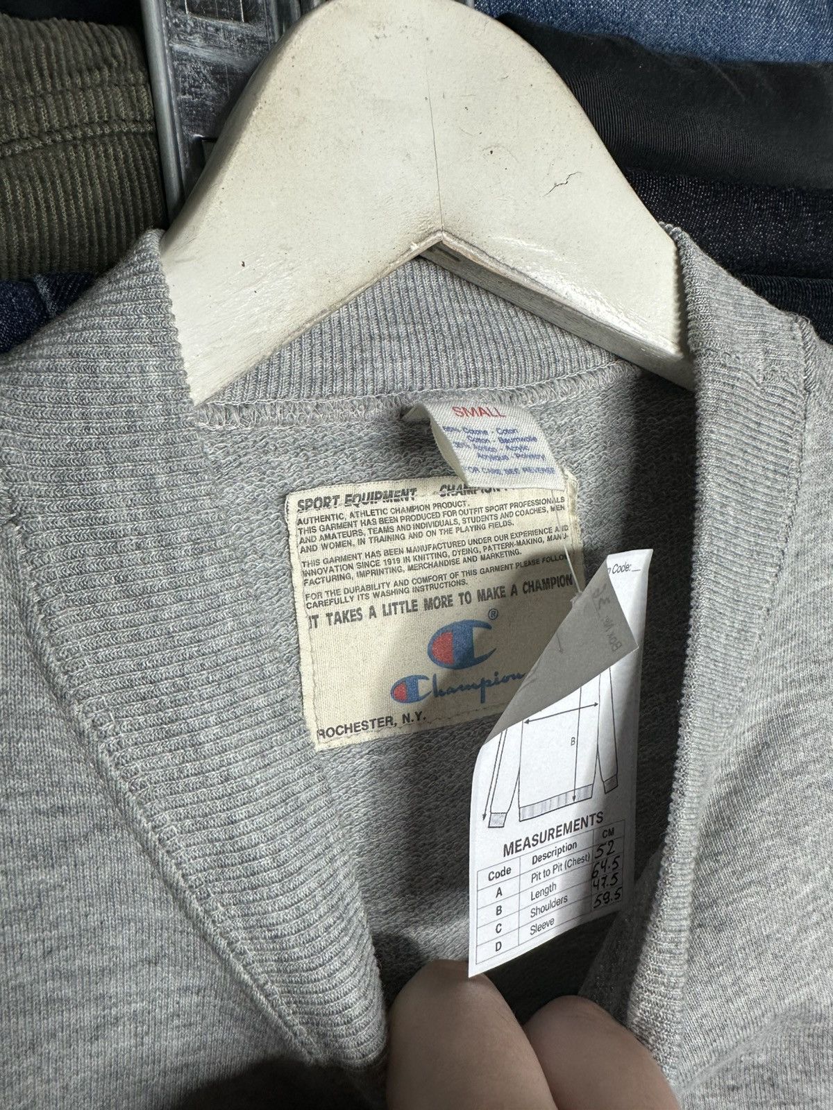 Champion Champion Vintage Big Logo Sweatshirt Man’s Size S Size US S / EU 44-46 / 1 - 5 Thumbnail