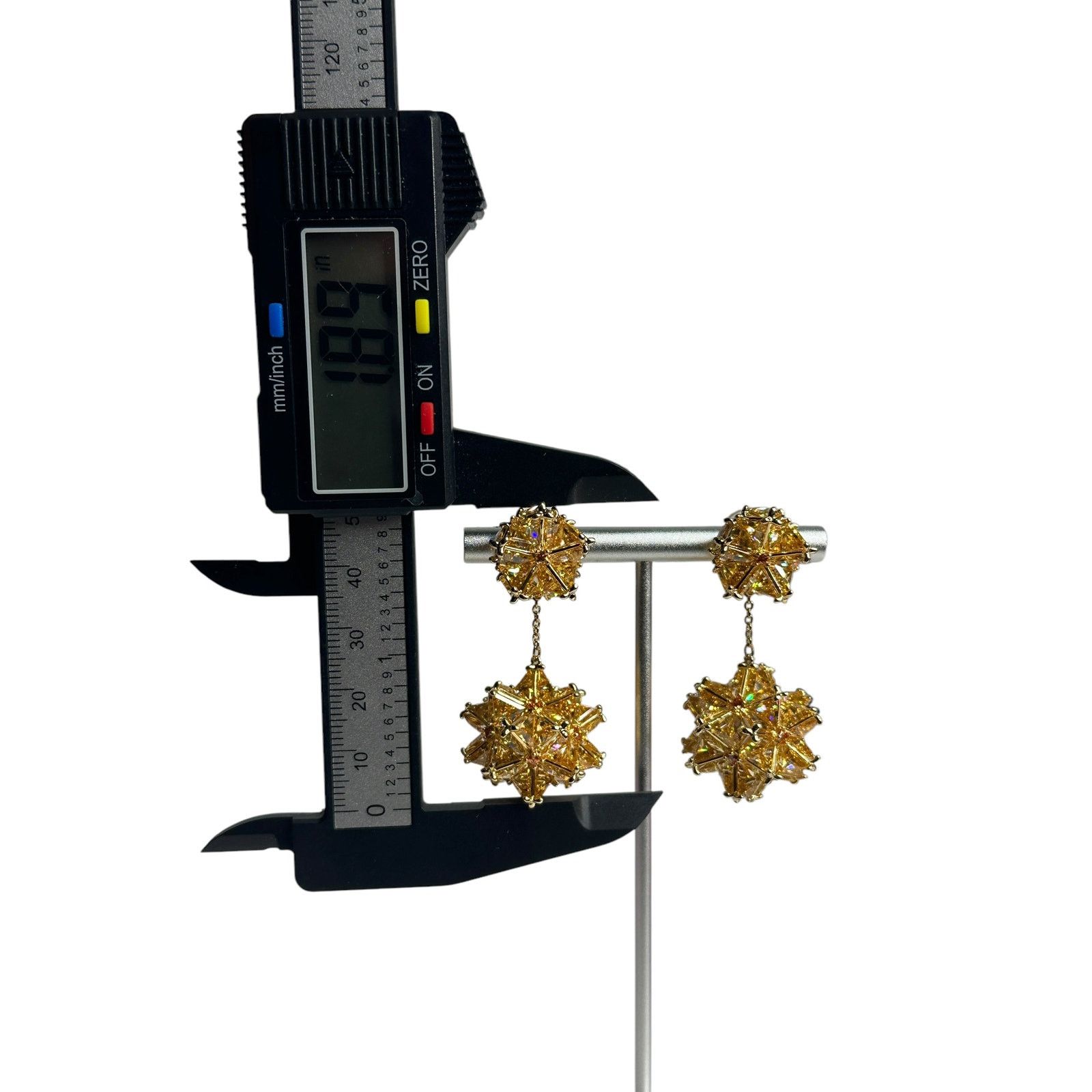 Swarovski Swarovski Curiosa drop earrings three-dimensional Geometric Size ONE SIZE - 10 Thumbnail