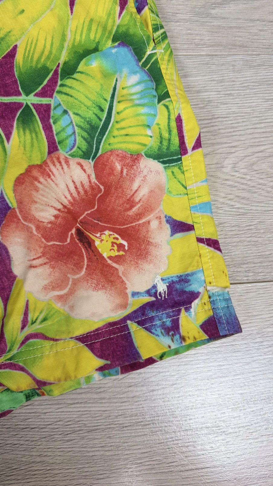 Polo Ralph Lauren Polo Ralph Lauren Floral Shorts Size US 38 / EU 54 - 2 Thumbnail
