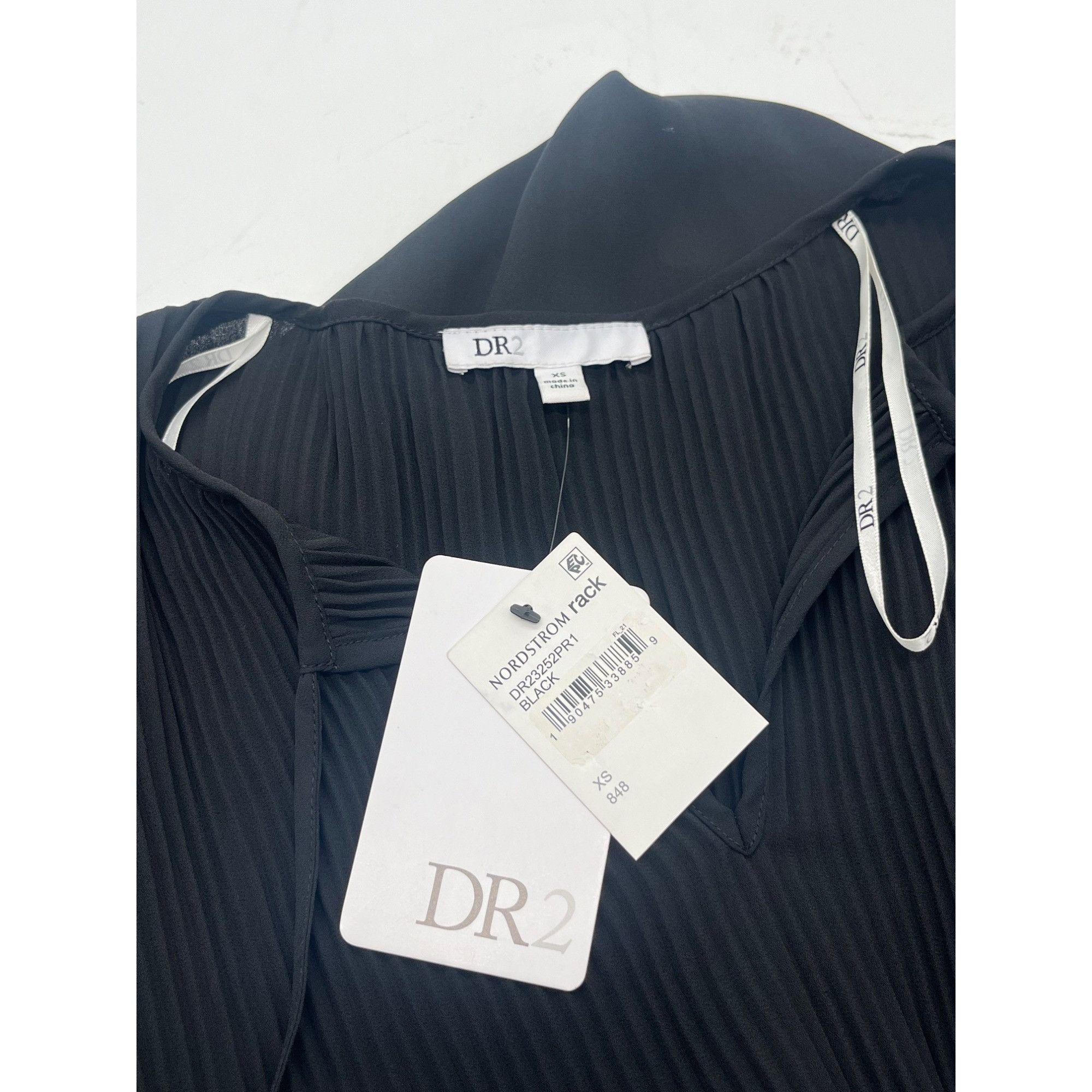 Other DR2 Women’s Plisse Peasant Top, Black, XS Size XS / US 0-2 / IT 36-38 - 6 Thumbnail